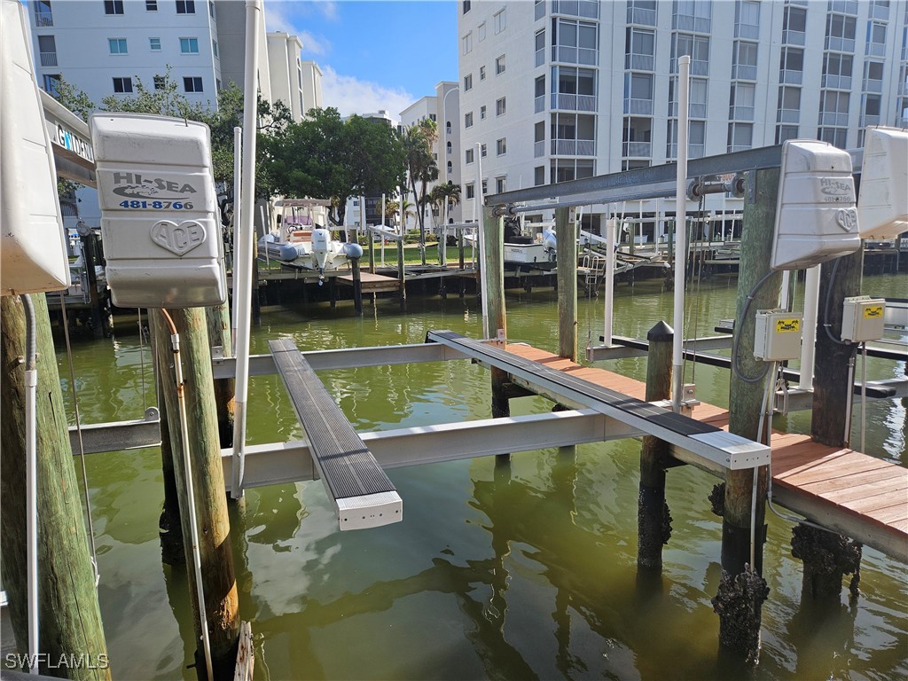 Hibiscus Boat Dock #89 Bay Beach LN