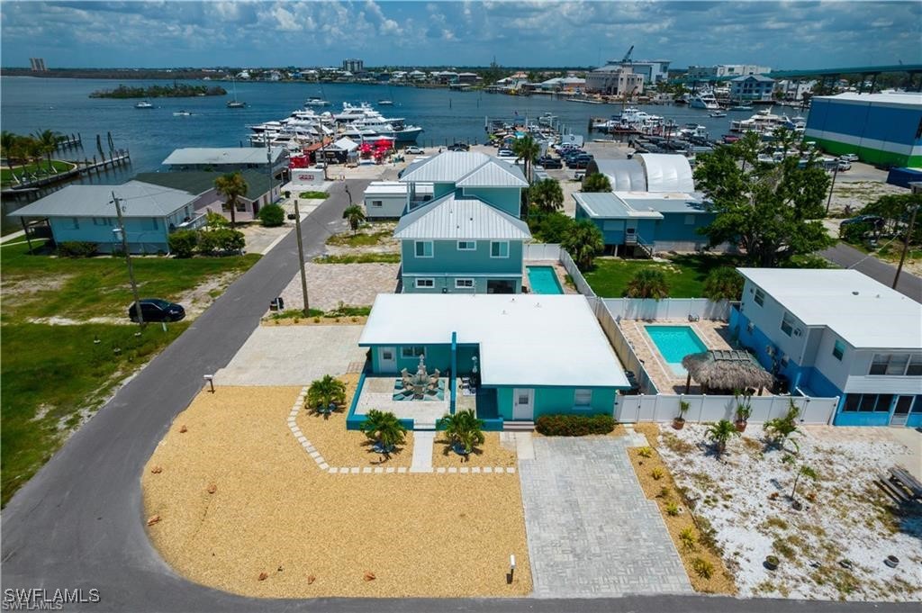 412 Harbor CT