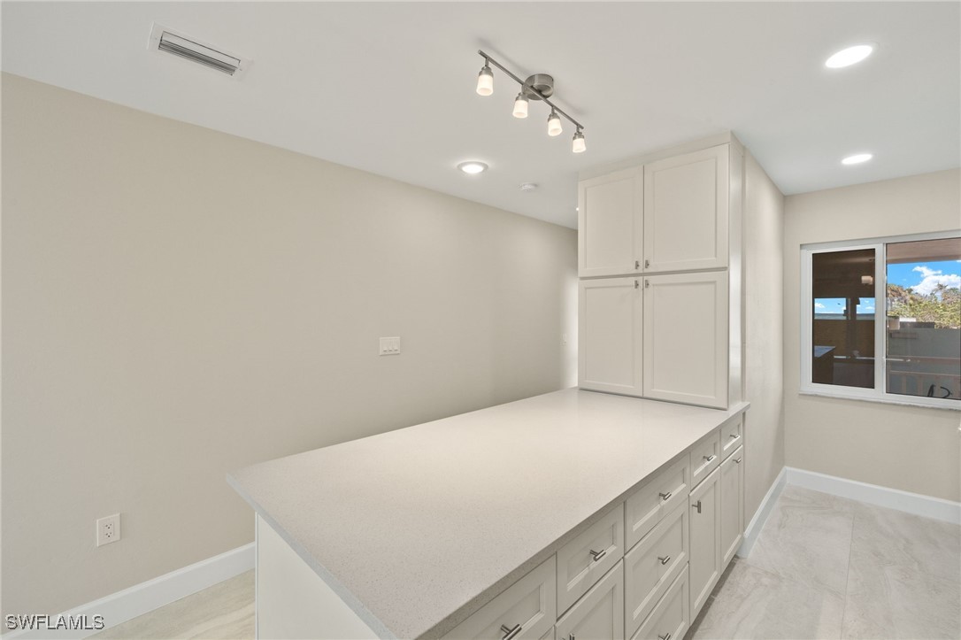 7400 Estero BLVD 127