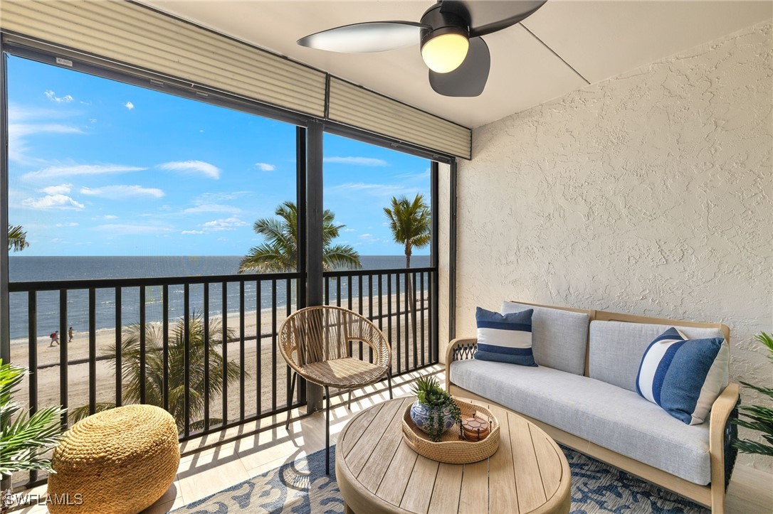 4770 Estero BLVD 304