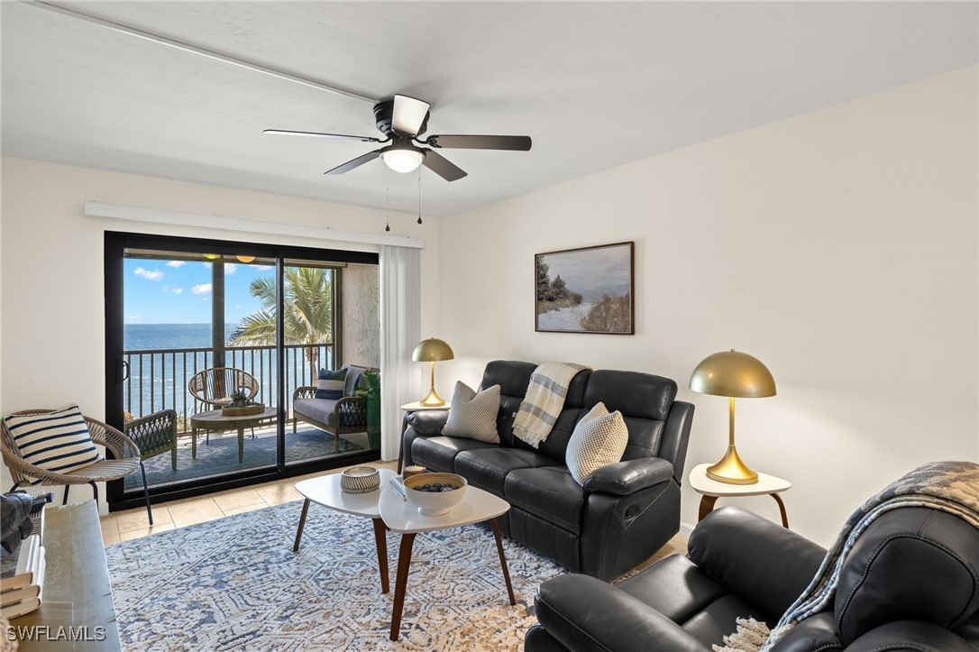 4770 Estero BLVD 304