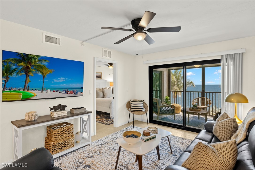 4770 Estero BLVD 304