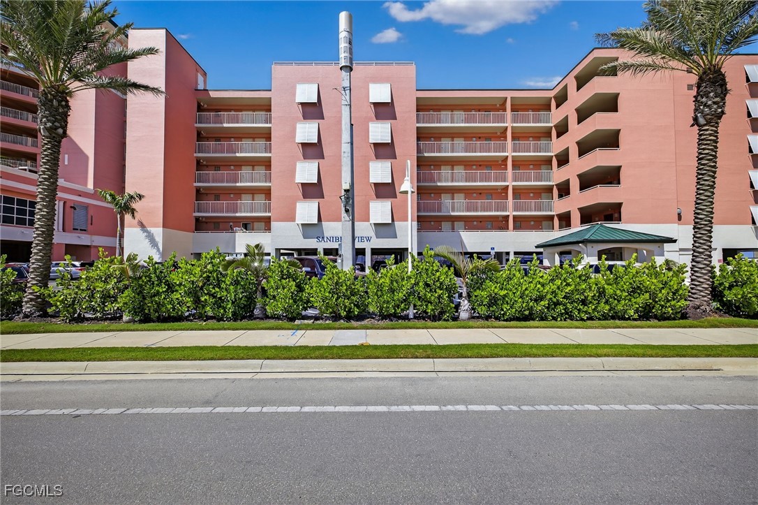 140 Estero BLVD 2209