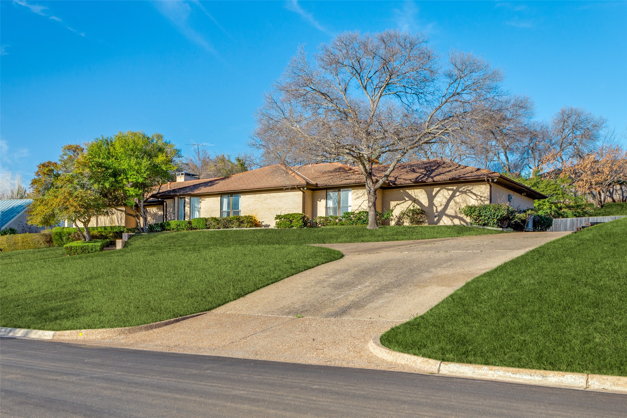 2116 Hidden Creek Road