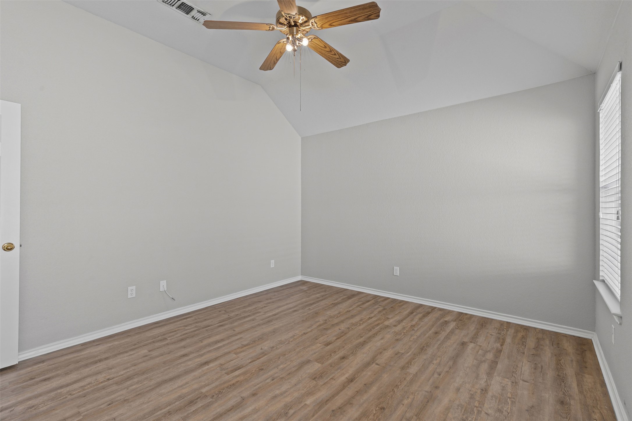 1039 Spring Hill Drive