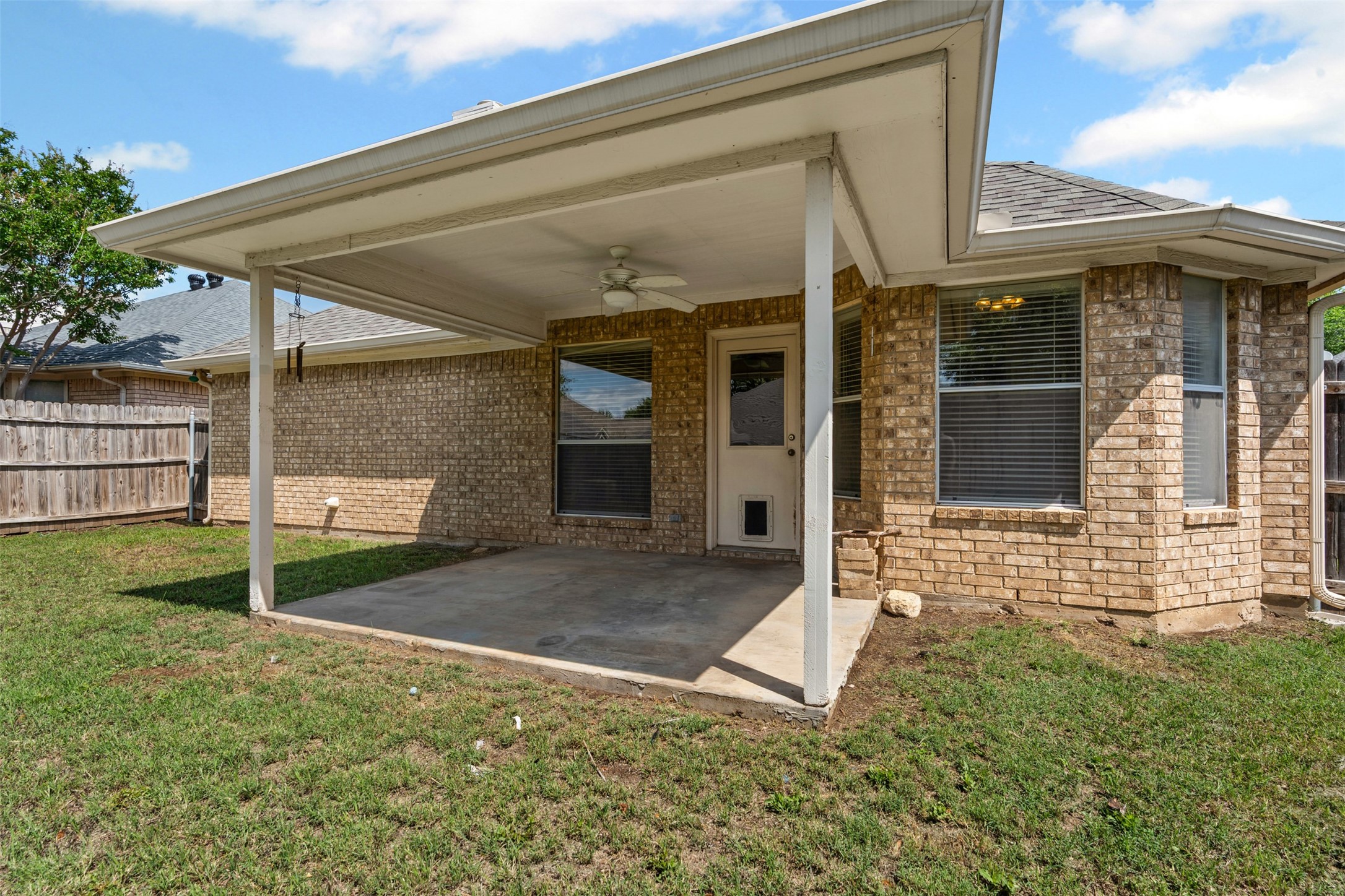 1039 Spring Hill Drive