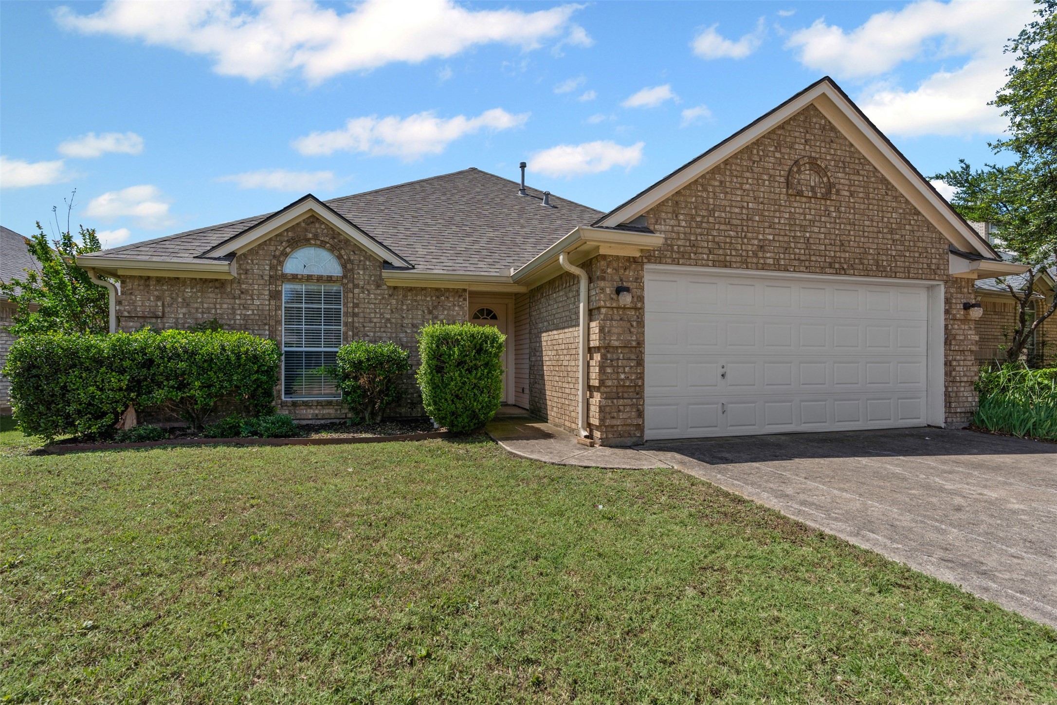 1039 Spring Hill Drive