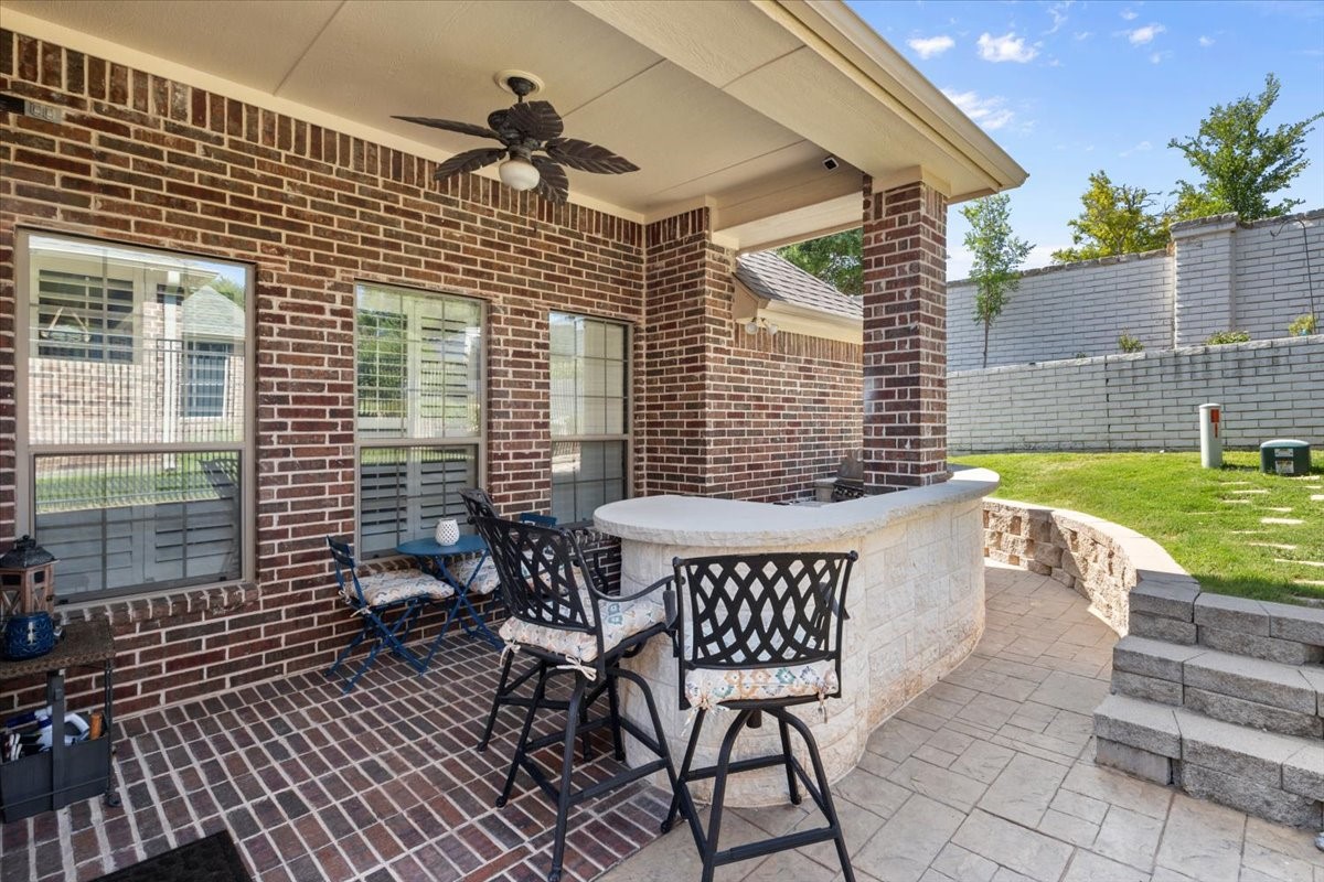 4932 Ridge Circle