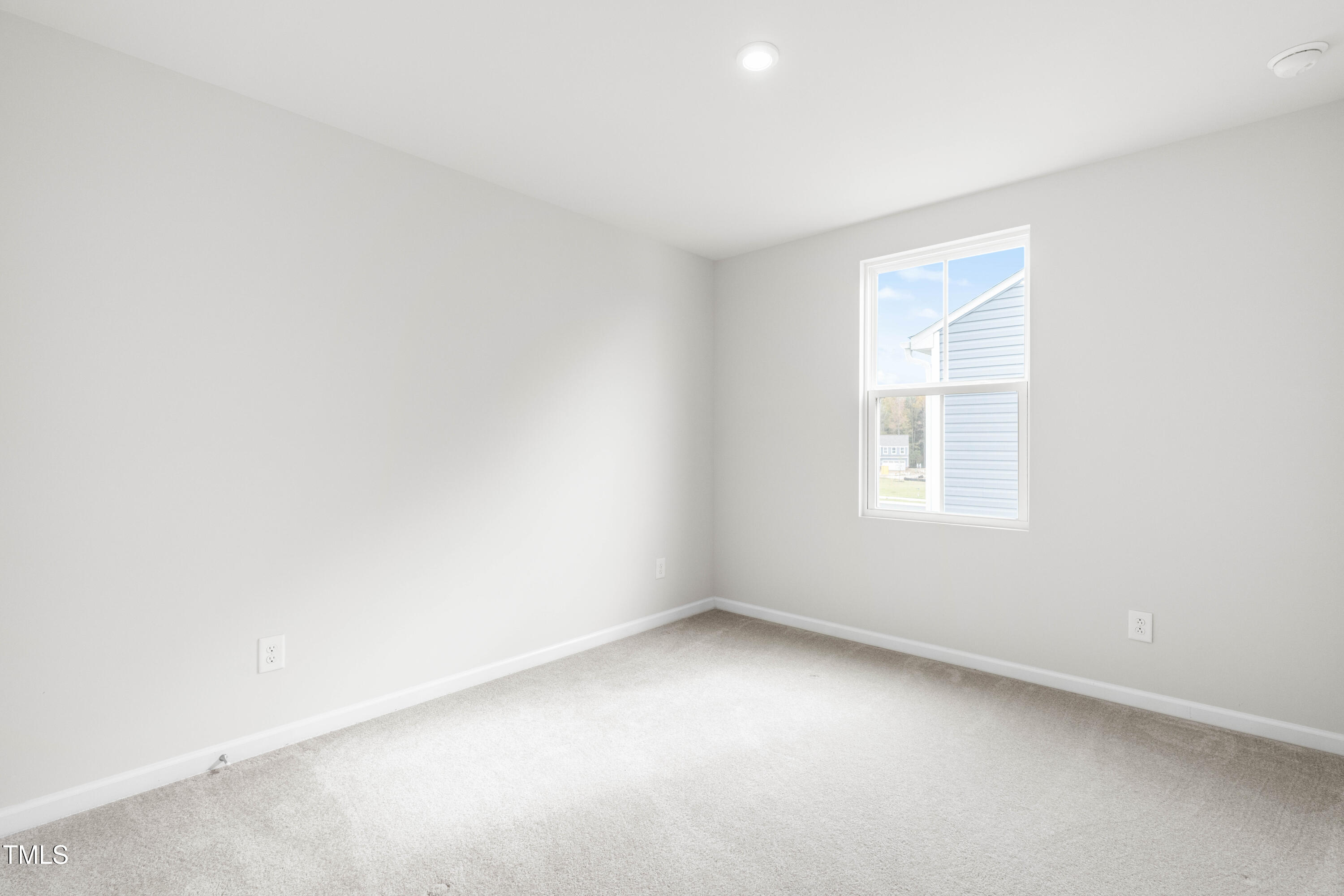1404 Burgundy Bluff Lane