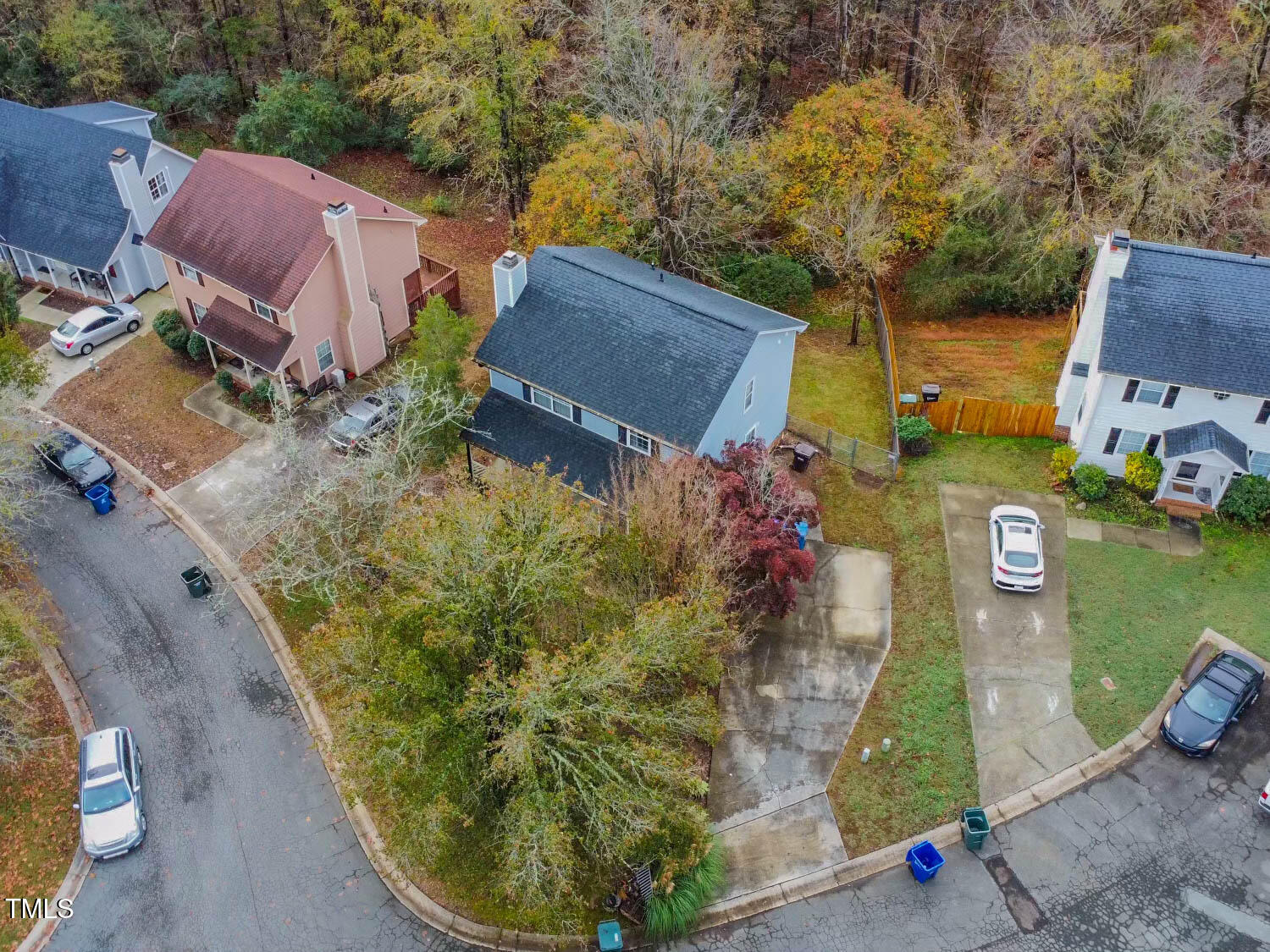 4319 White Cliff Lane