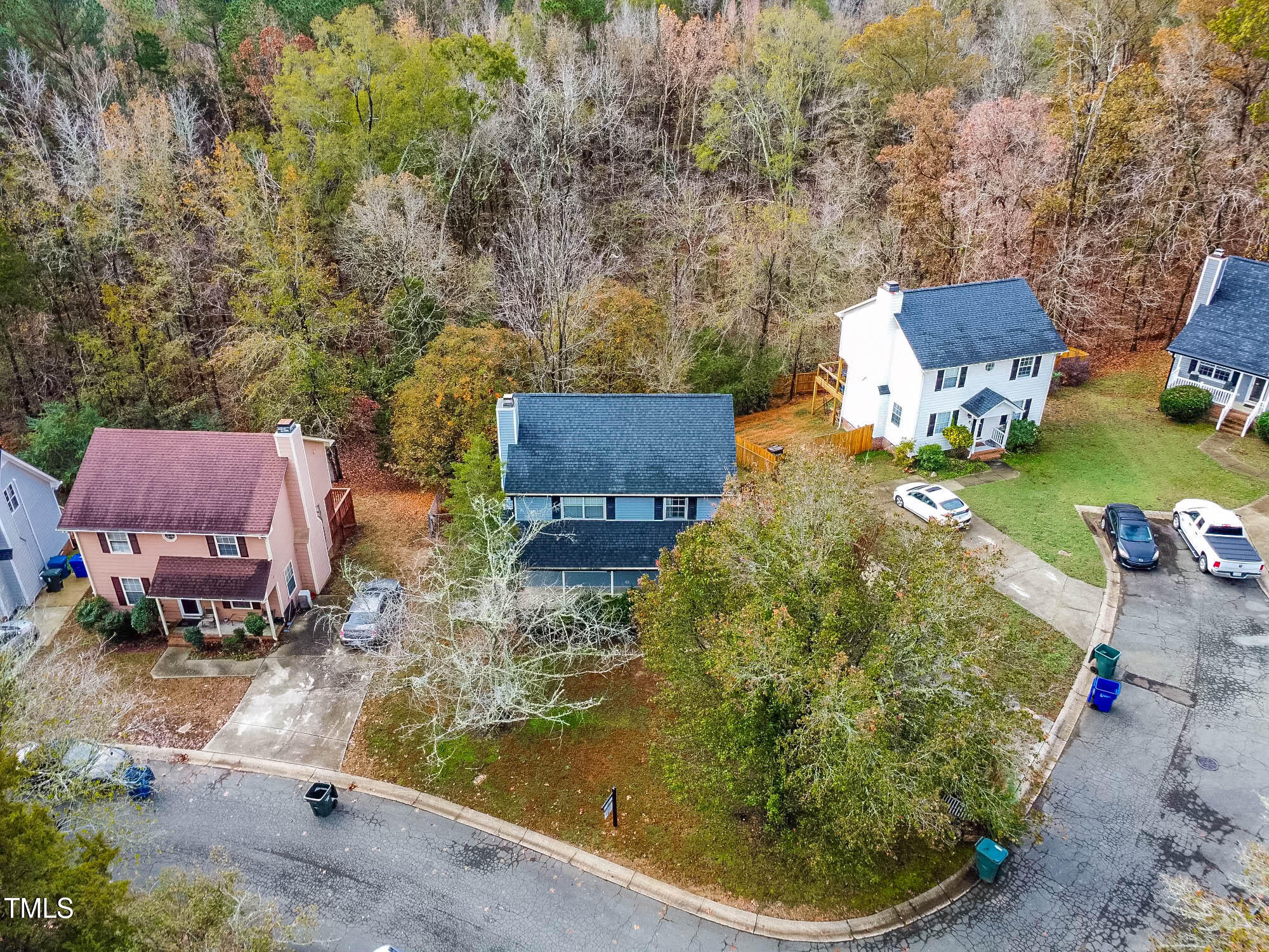 4319 White Cliff Lane