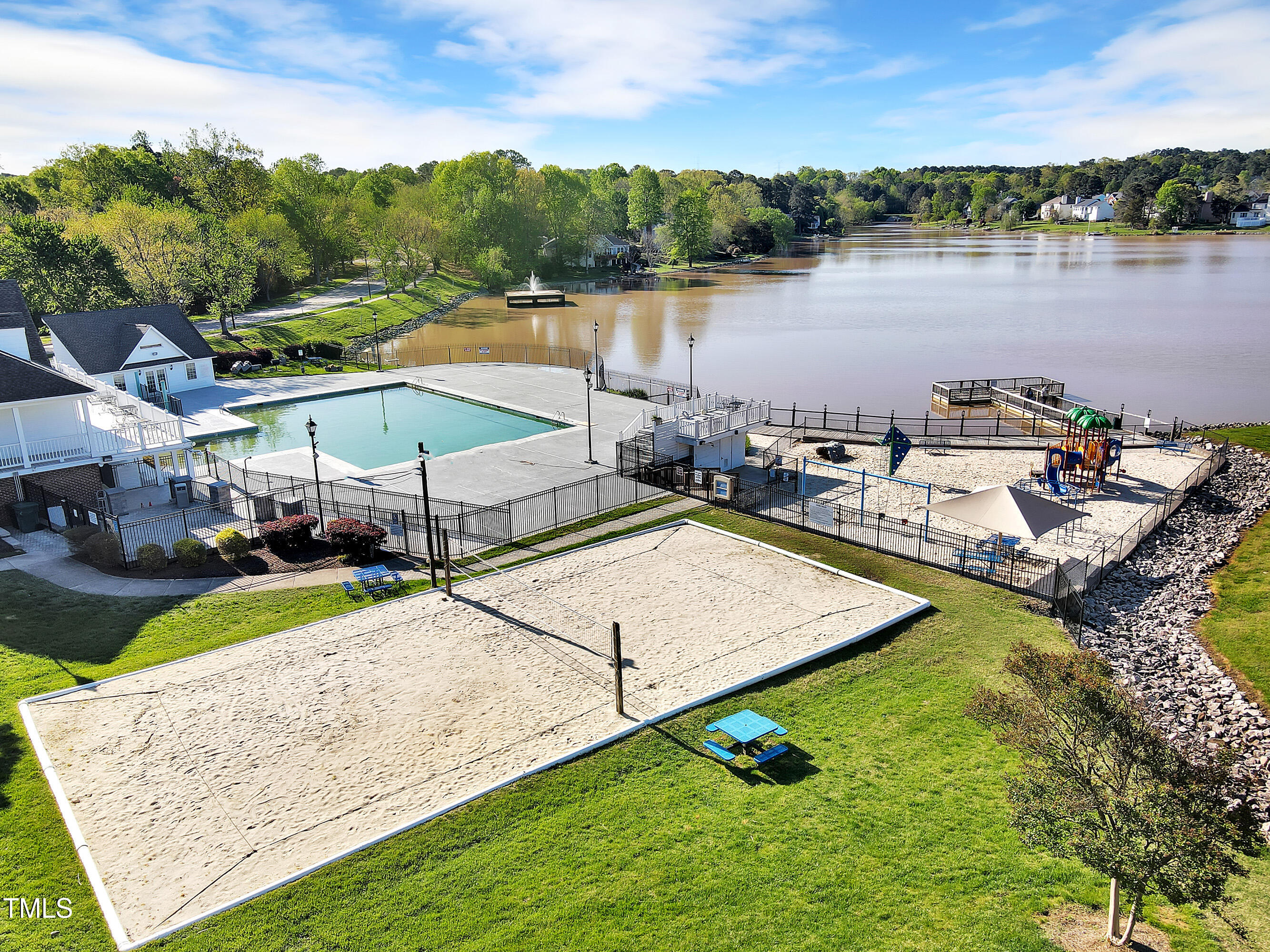 510 Guy Walker Way