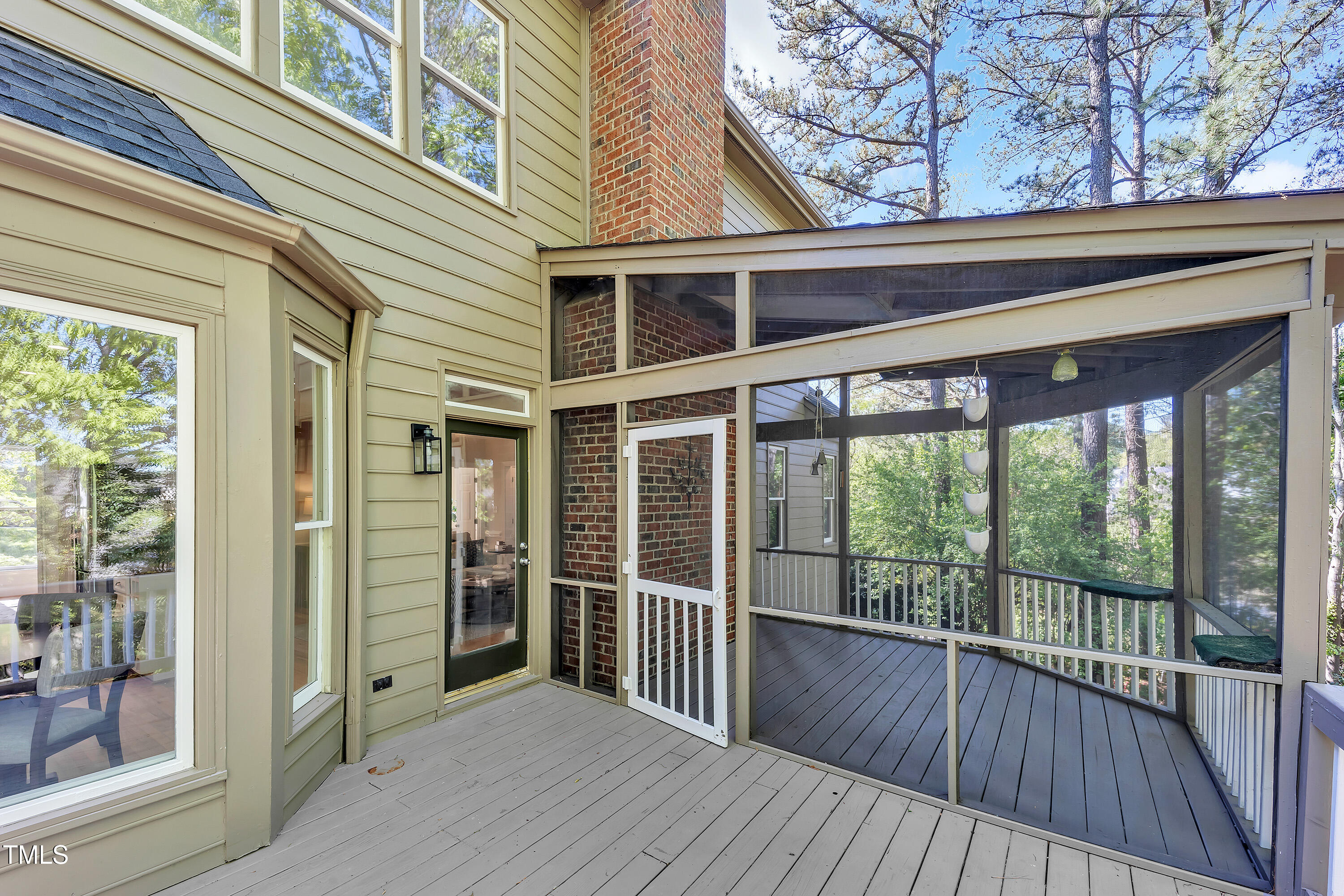 510 Guy Walker Way