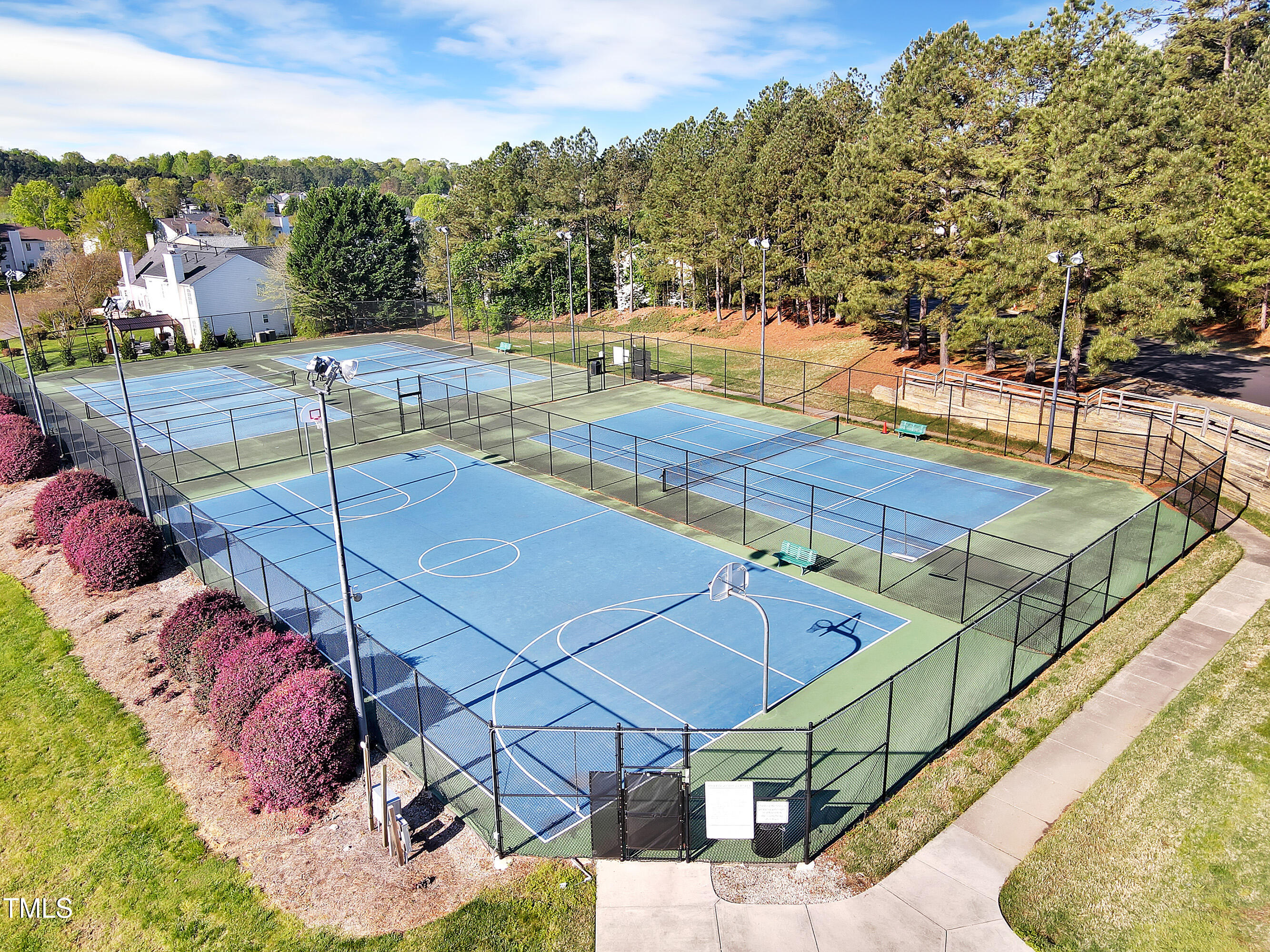 510 Guy Walker Way