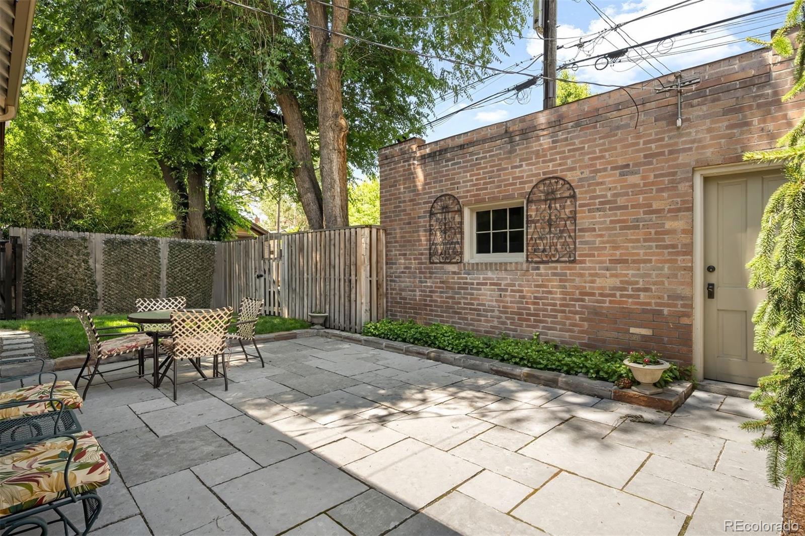843 Adams Street