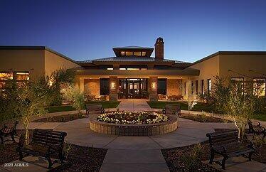 3897 N DAISY Drive