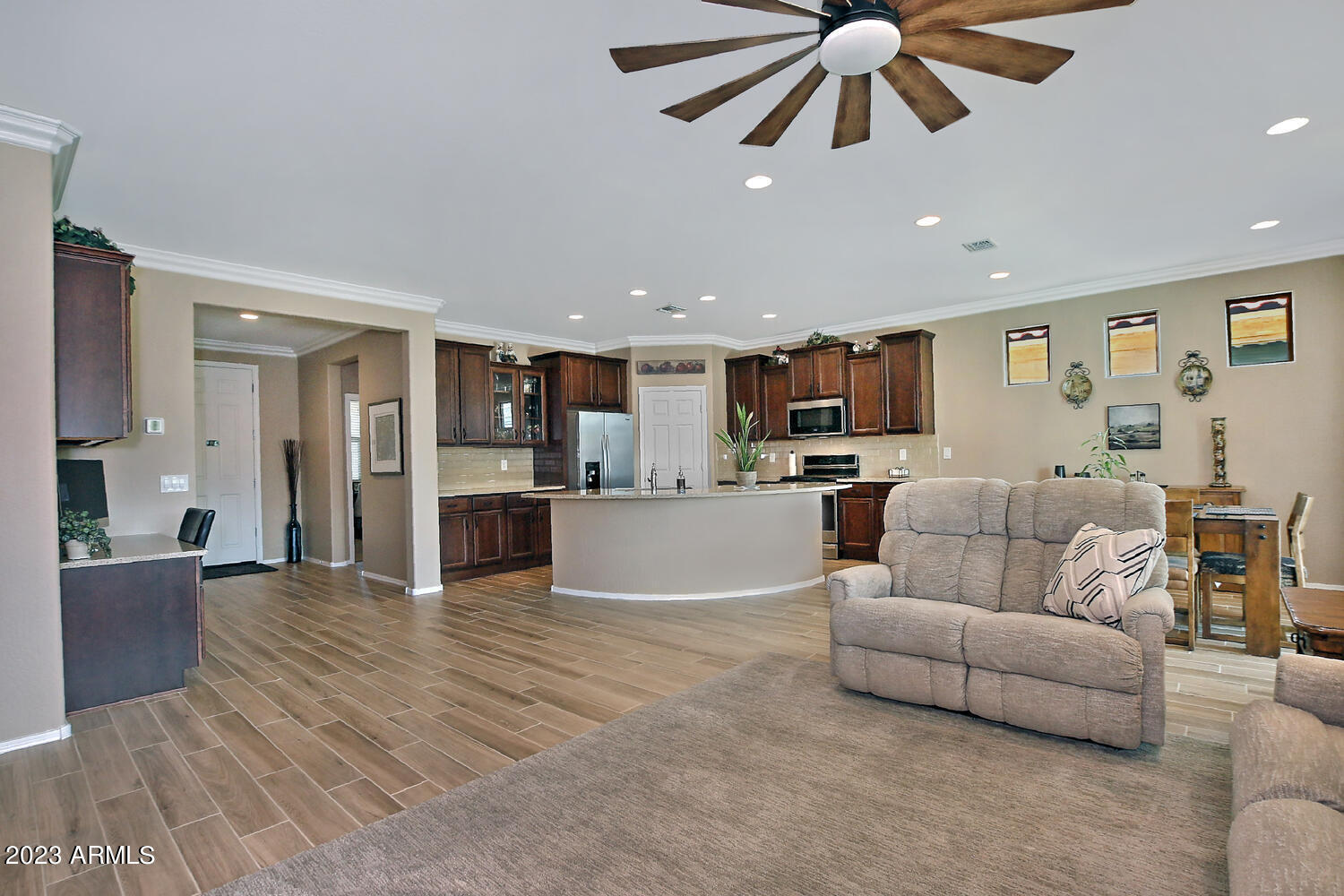 3897 N DAISY Drive