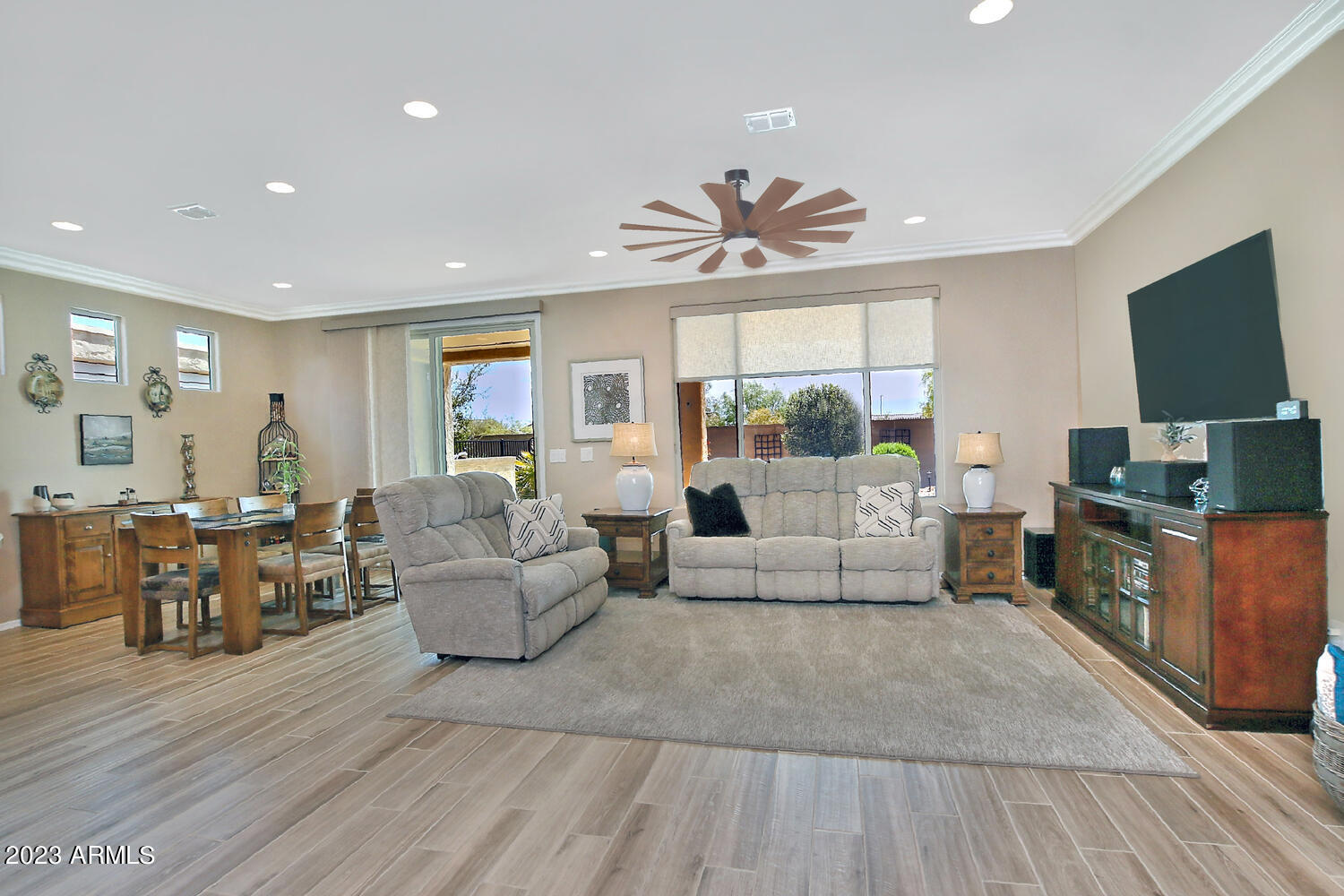 3897 N DAISY Drive