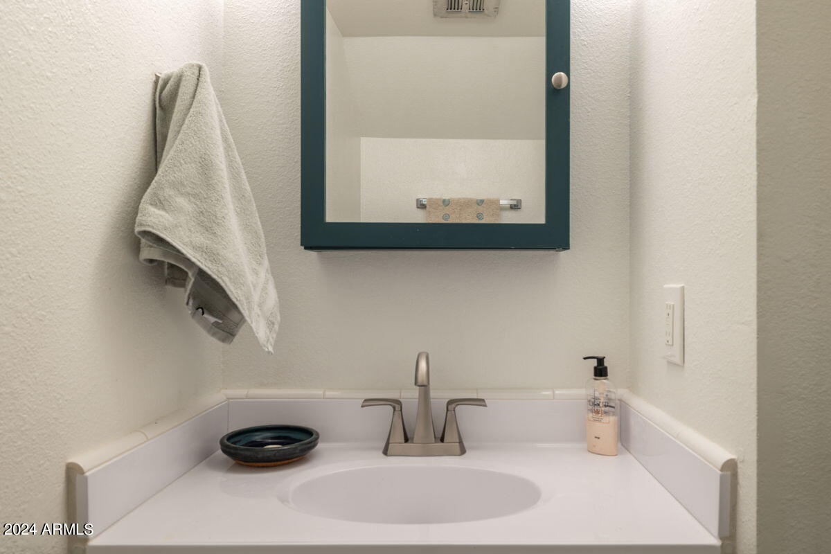 14412 N TEAKWOOD Lane