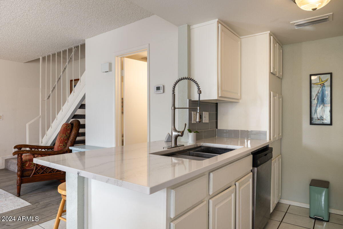 14412 N TEAKWOOD Lane