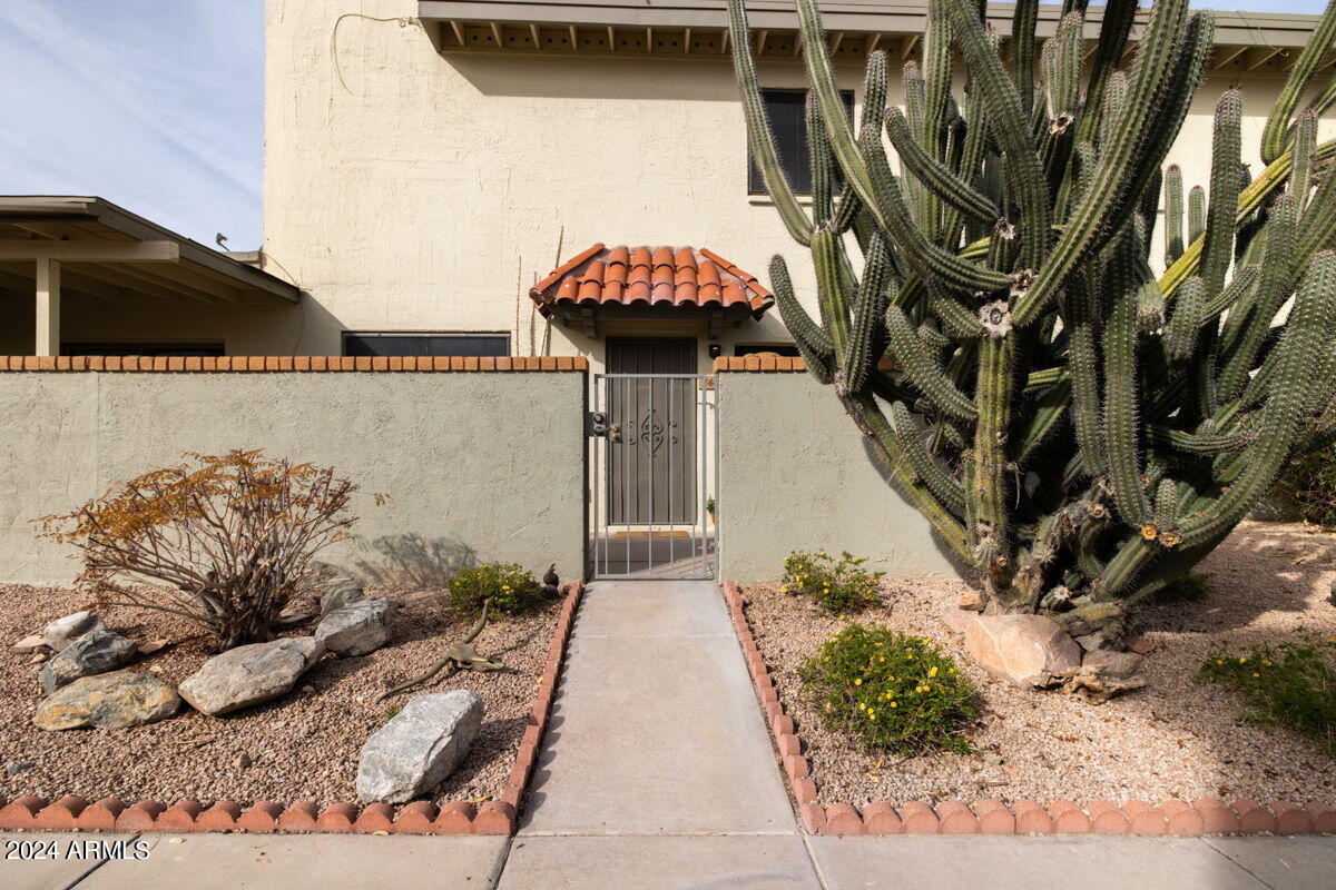 14412 N TEAKWOOD Lane