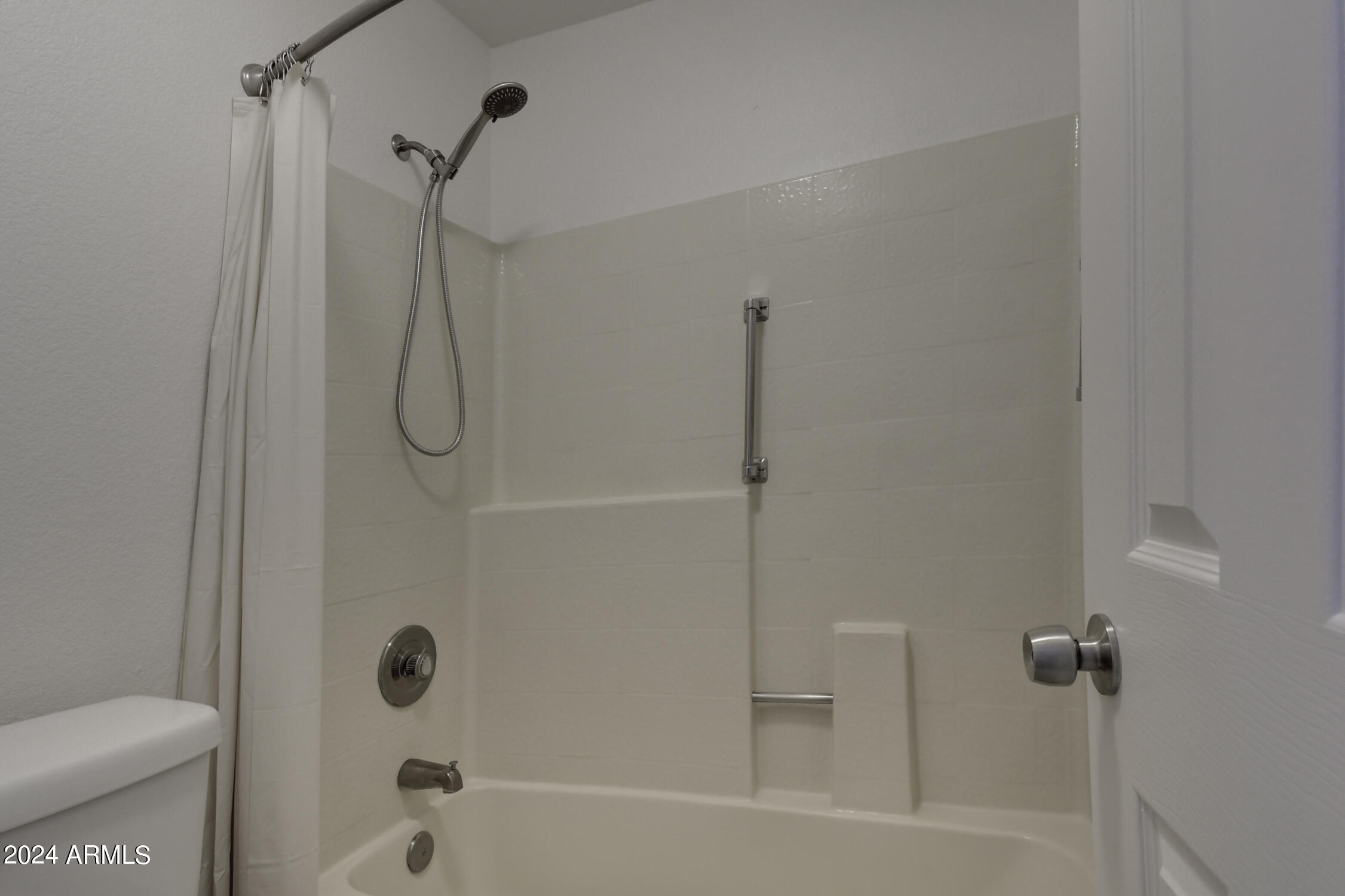 16657 E GUNSIGHT Drive Unit: 113