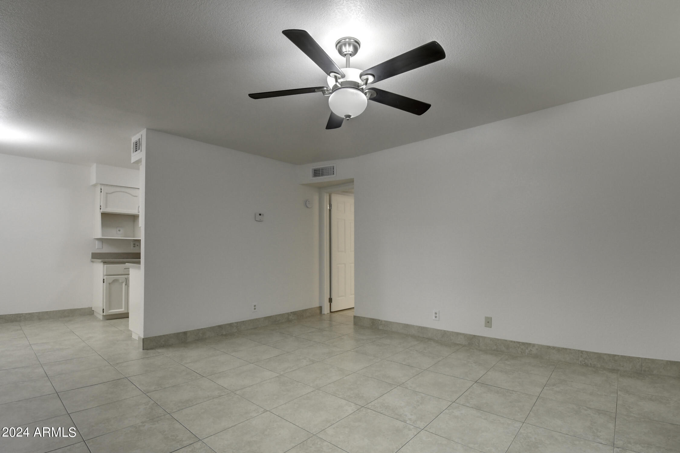 16657 E GUNSIGHT Drive Unit: 113