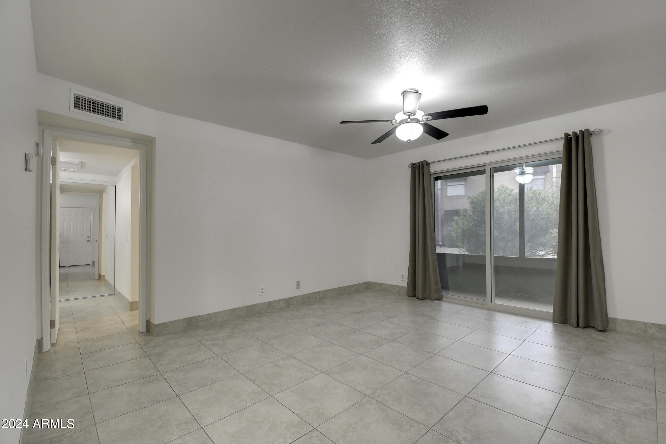16657 E GUNSIGHT Drive Unit: 113