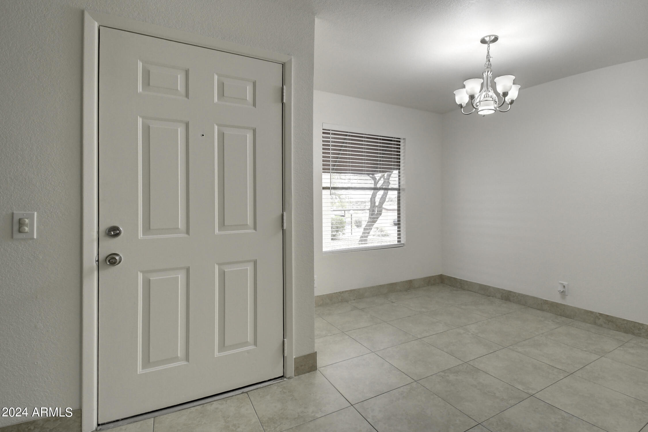 16657 E GUNSIGHT Drive Unit: 113
