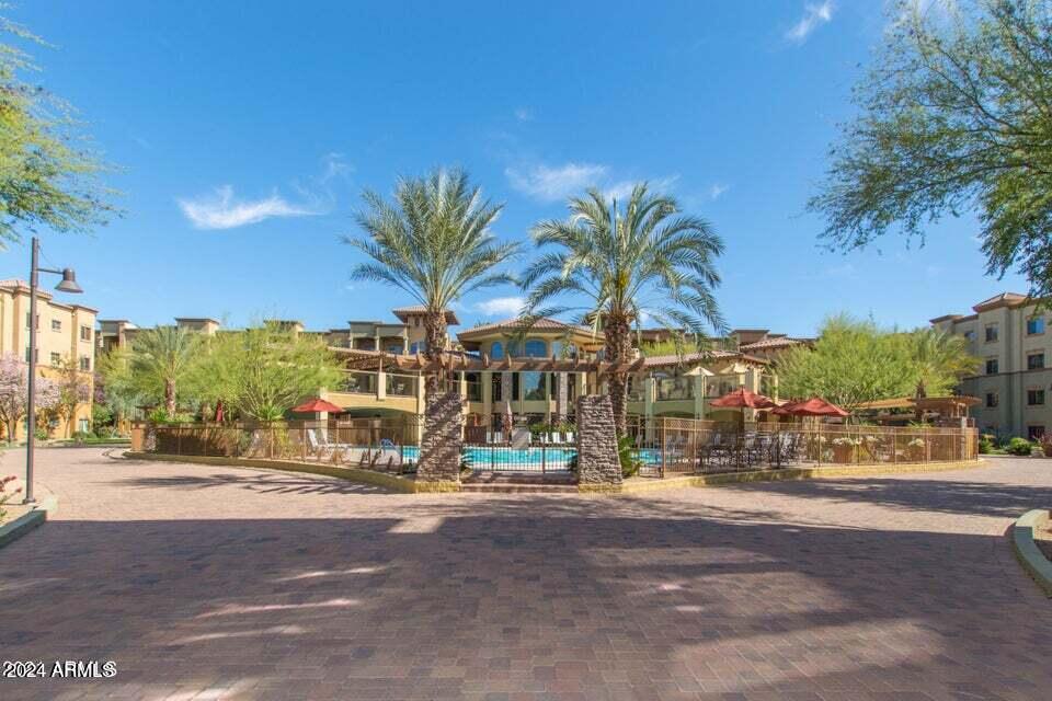 5350 E DEER VALLEY Drive Unit: 2233