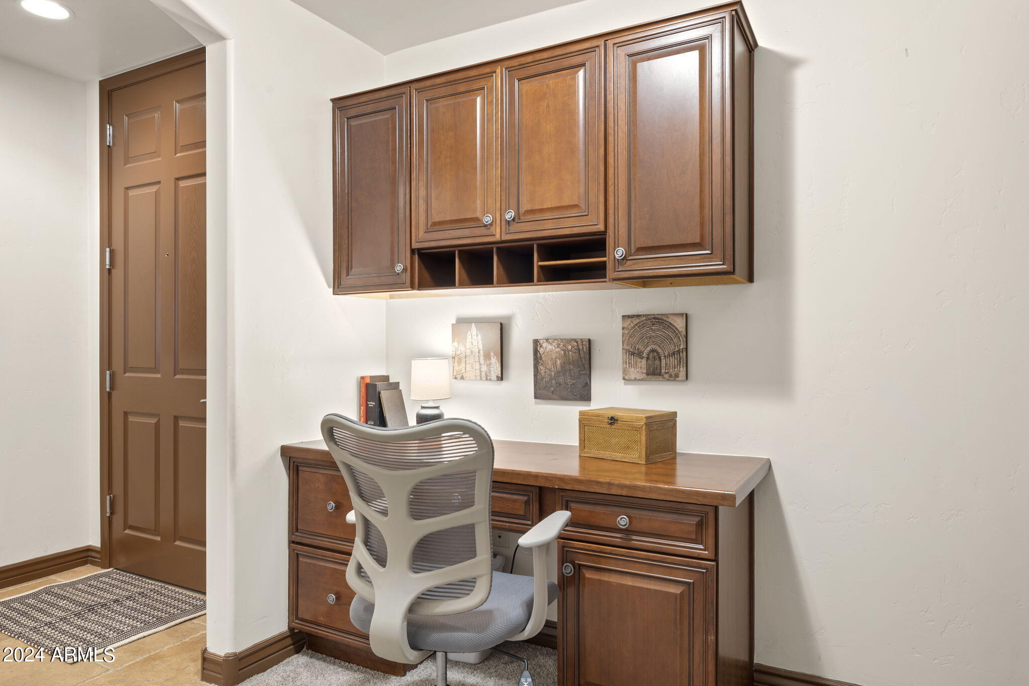 5350 E DEER VALLEY Drive Unit: 2233