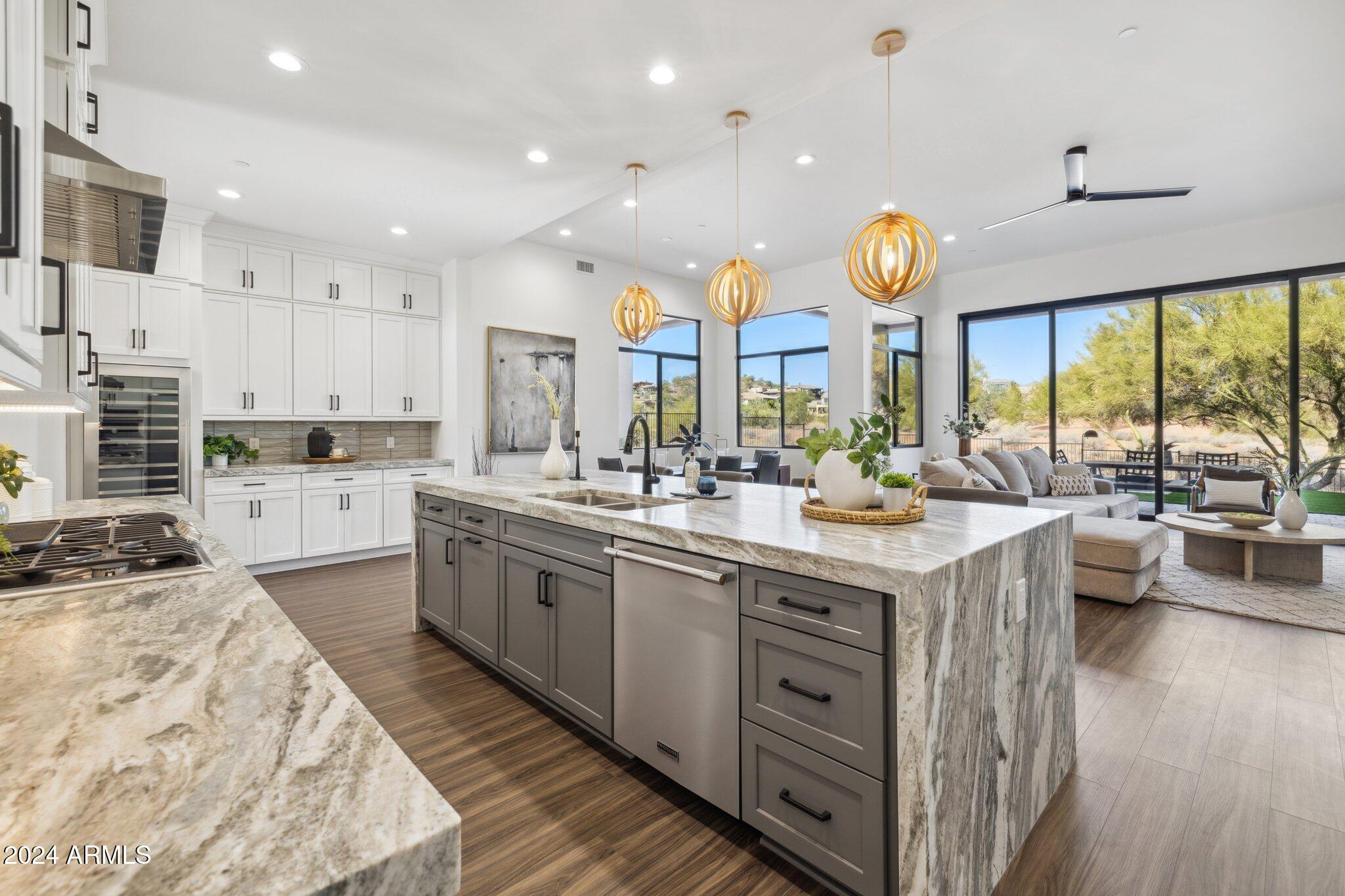 16122 E TOMBSTONE Avenue