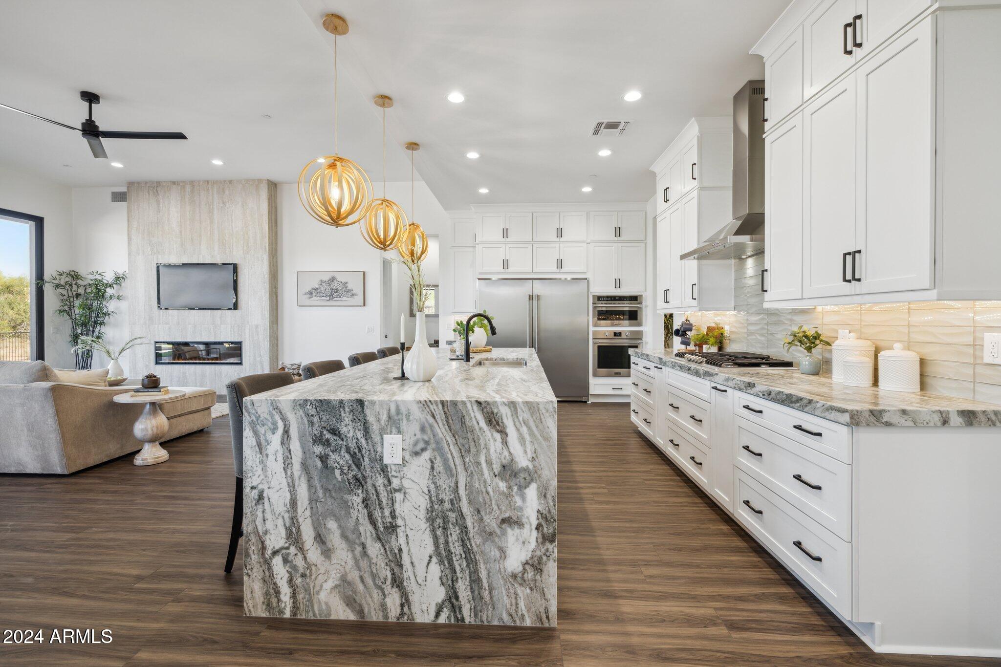 16122 E TOMBSTONE Avenue