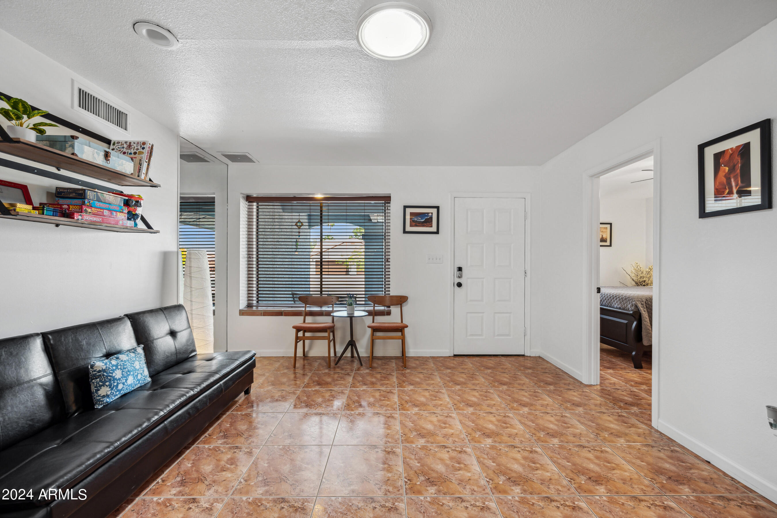 15008 N EL SOBRANTE Avenue