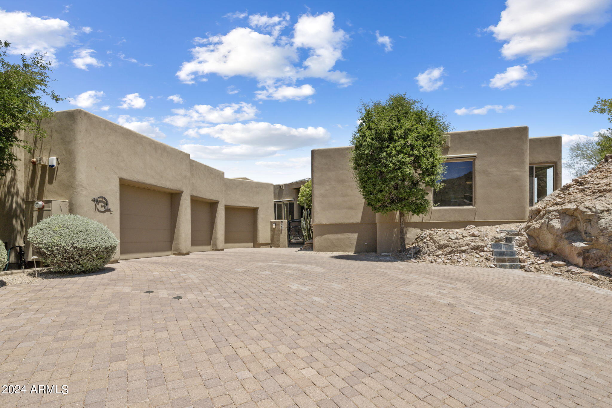 14438 E SHADOW CANYON Drive