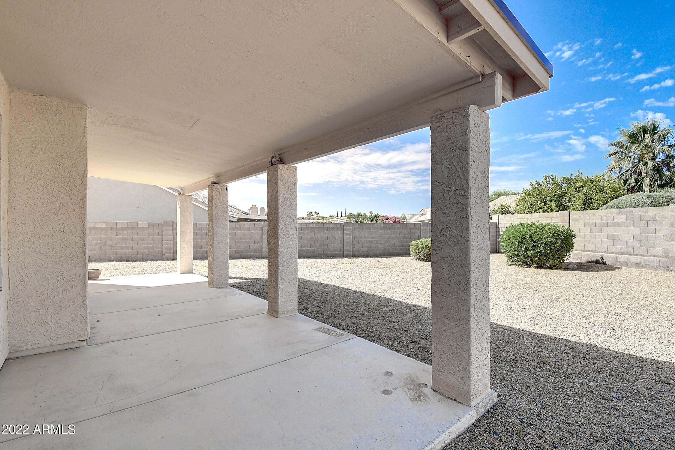 16205 E GLENPOINT Drive