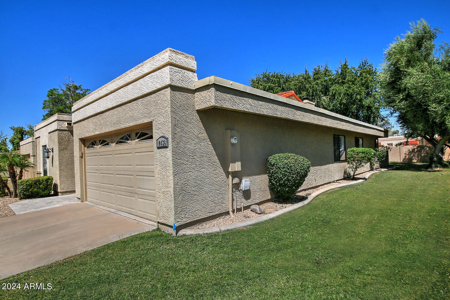 10436 E COCHISE Avenue