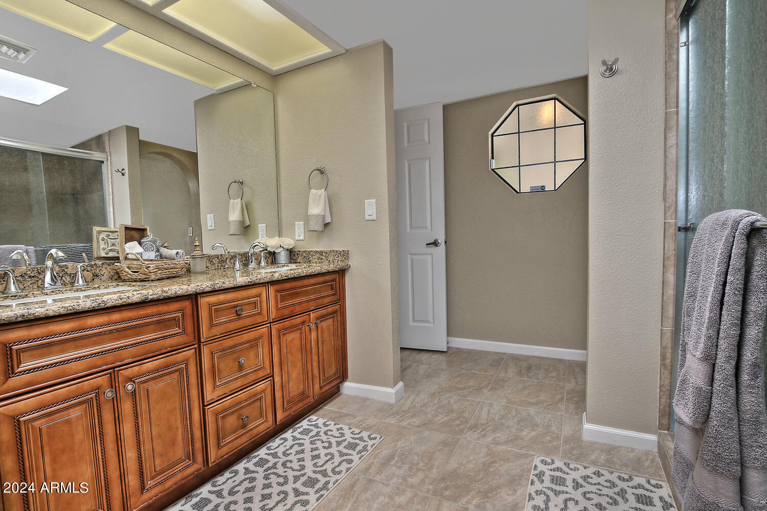 10436 E COCHISE Avenue