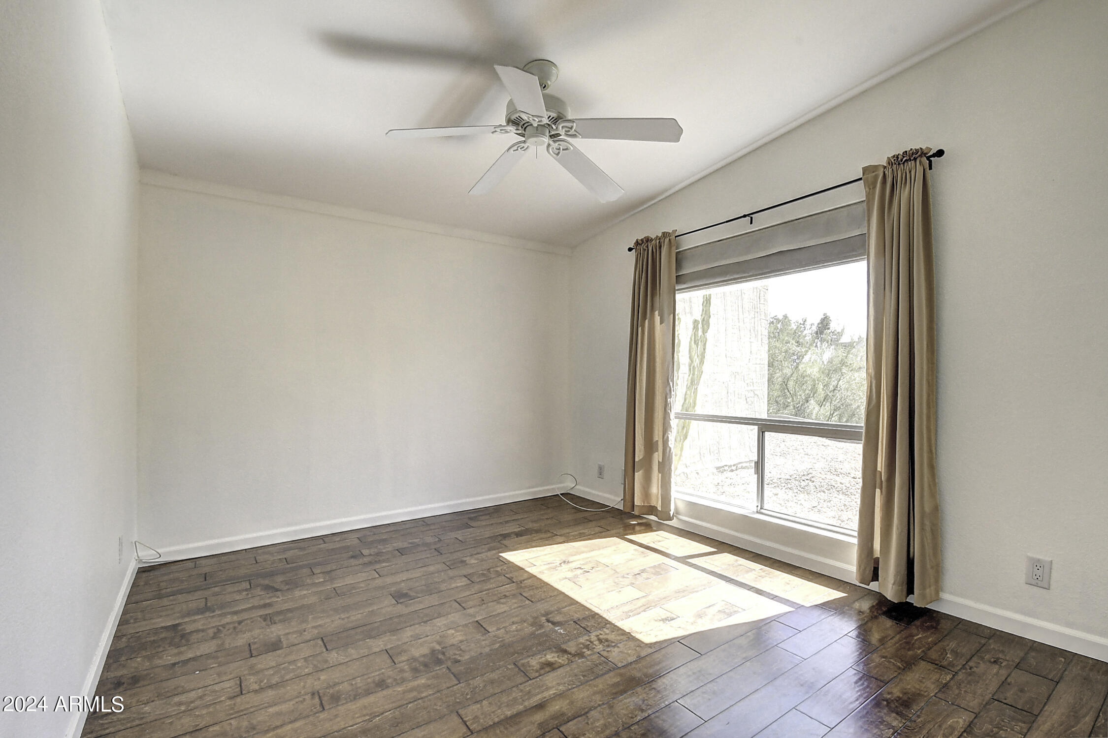 16745 E GUNSIGHT Drive E # C11