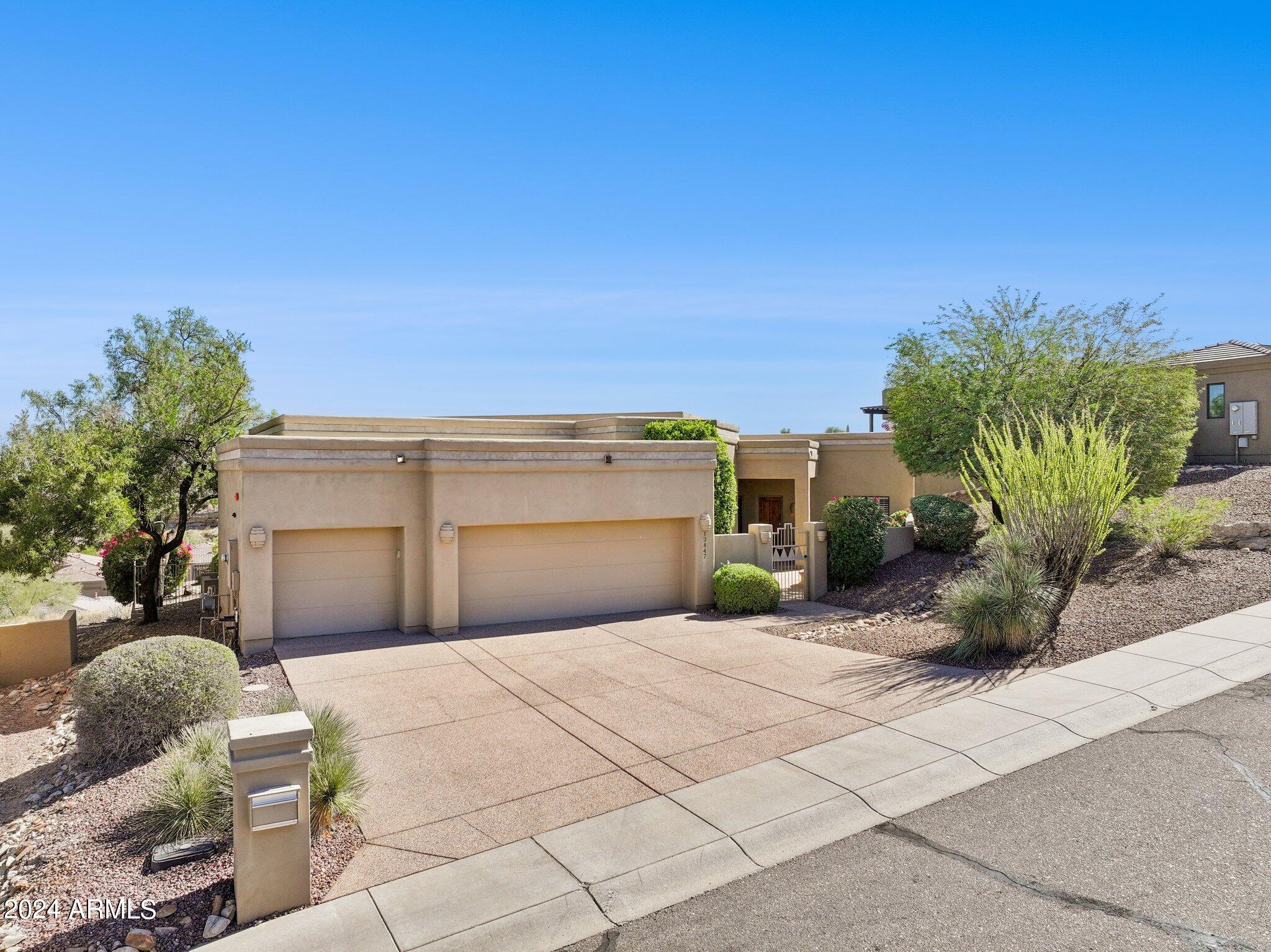 13847 N SUNSET Drive