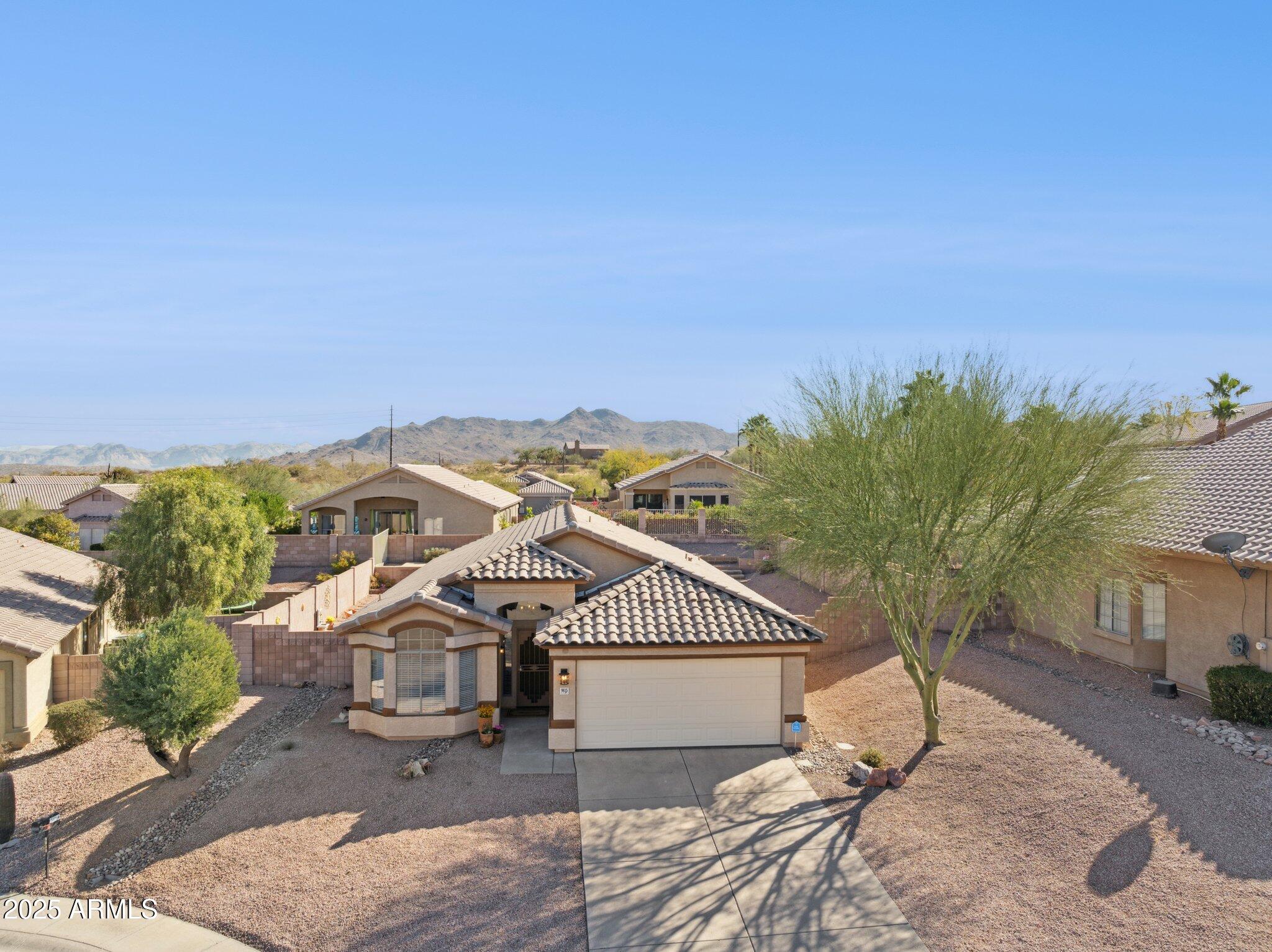 9815 N SUNRISE Circle