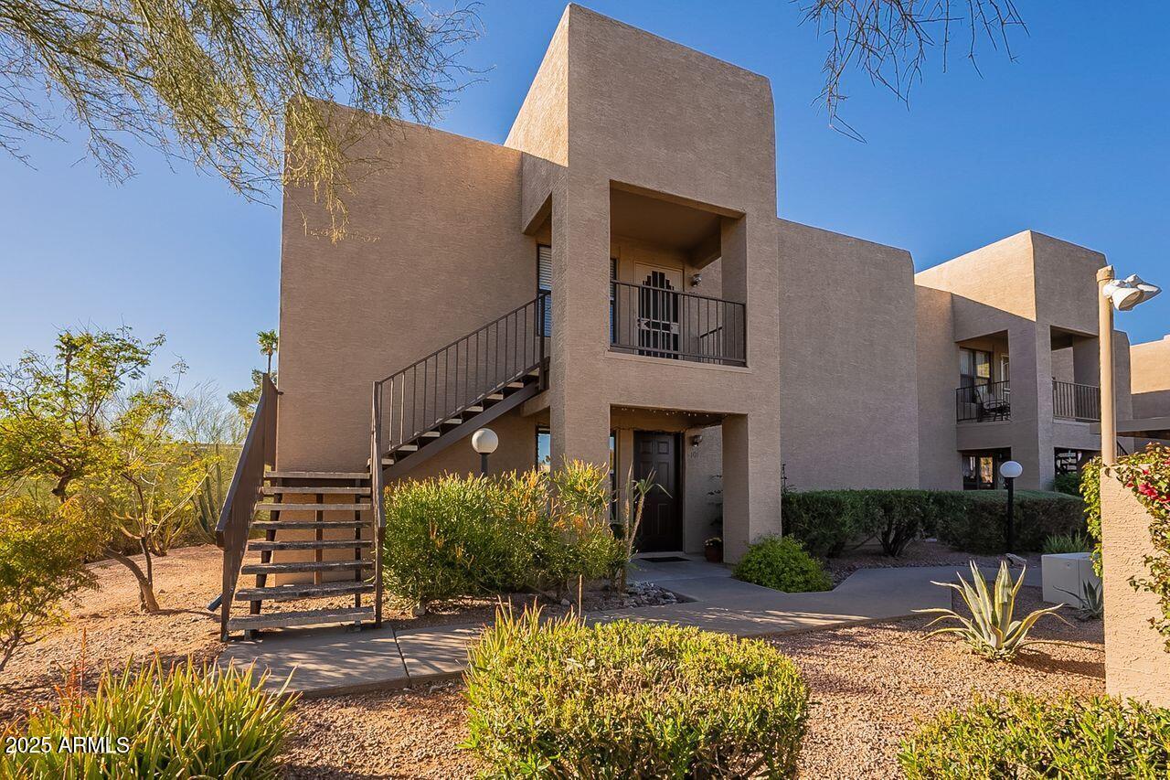 14910 N KINGS Way, 101