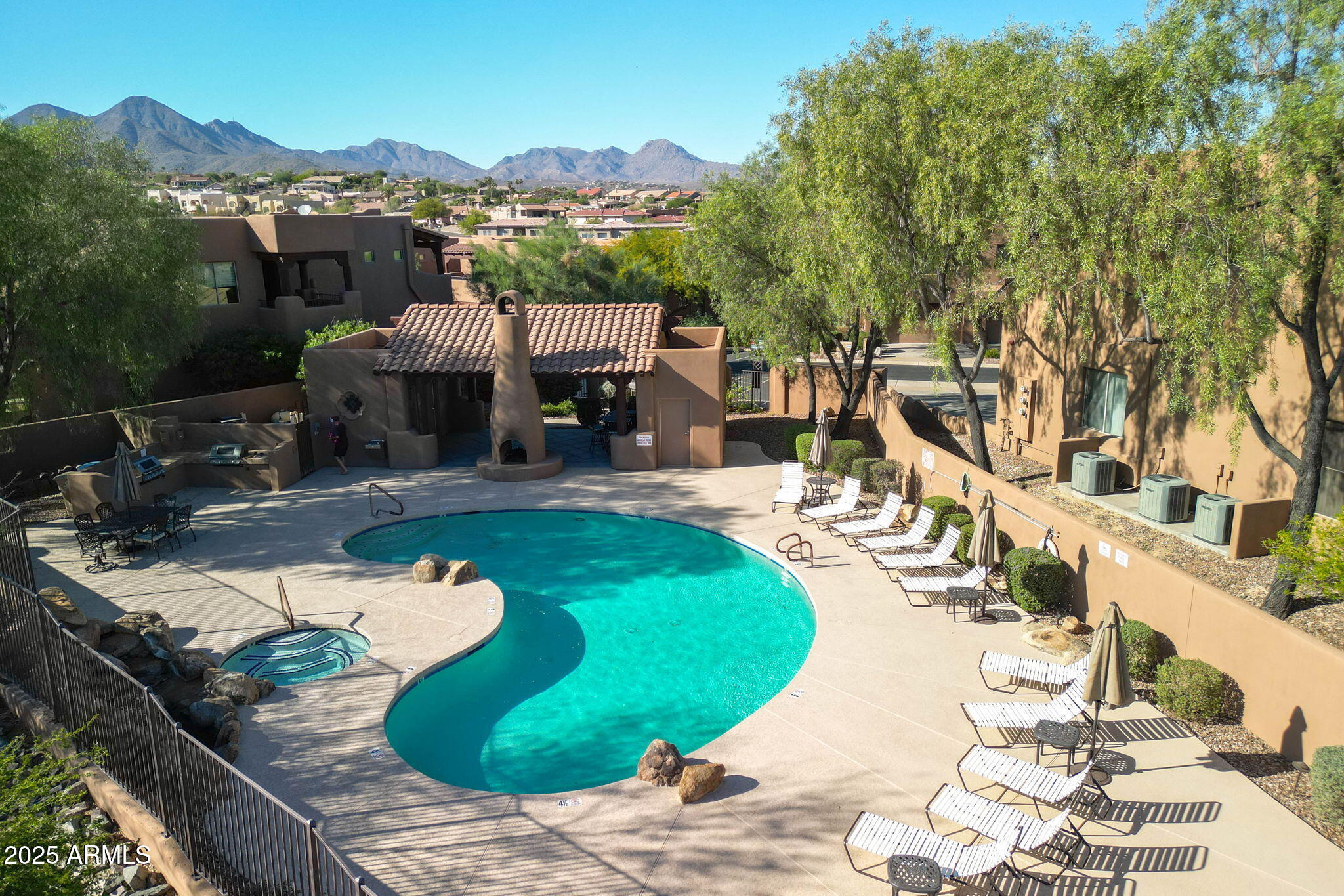 13600 N FOUNTAIN HILLS Boulevard Unit: 405