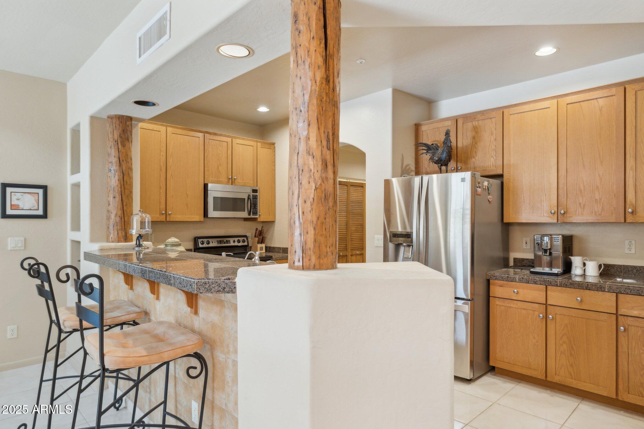 13600 N FOUNTAIN HILLS Boulevard Unit: 405