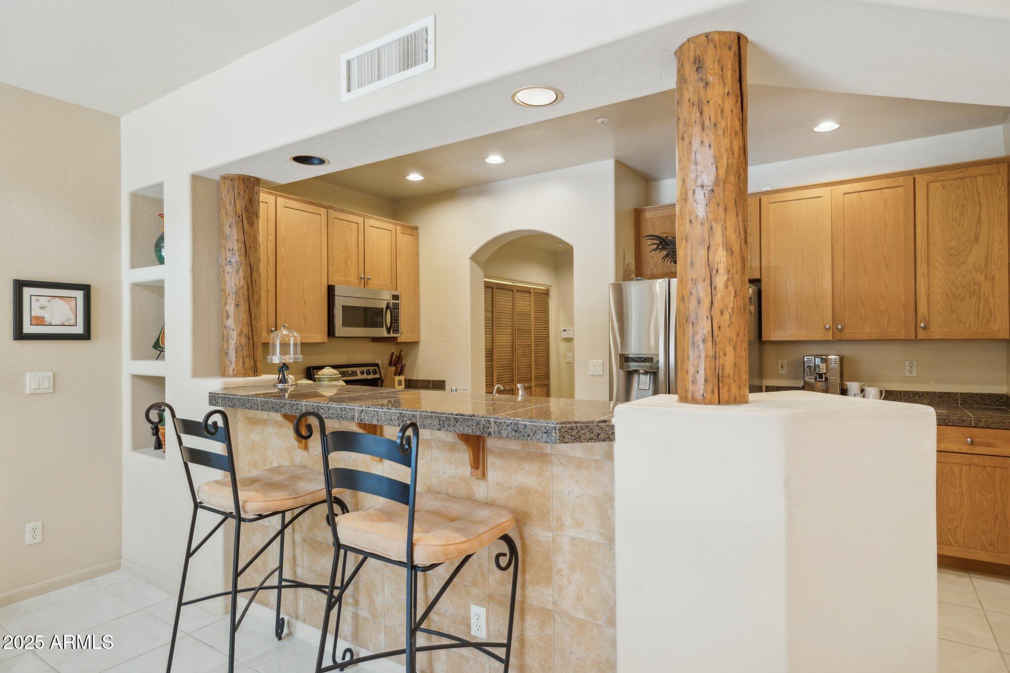 13600 N FOUNTAIN HILLS Boulevard Unit: 405
