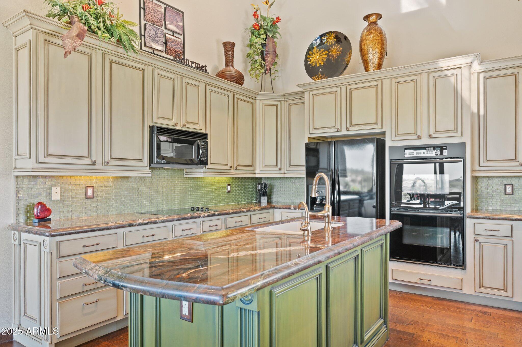 15634 E Sycamore Drive