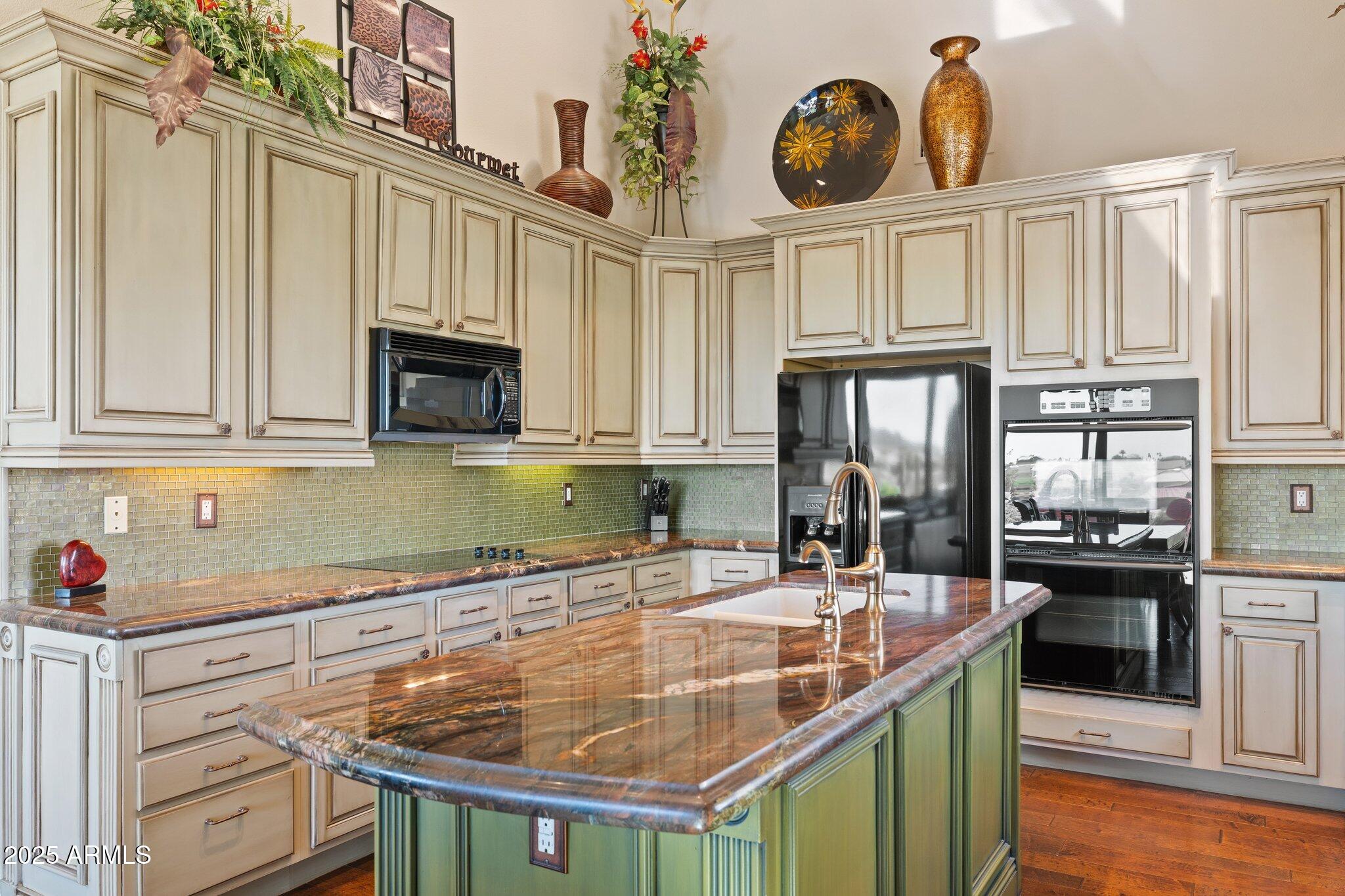 15634 E Sycamore Drive