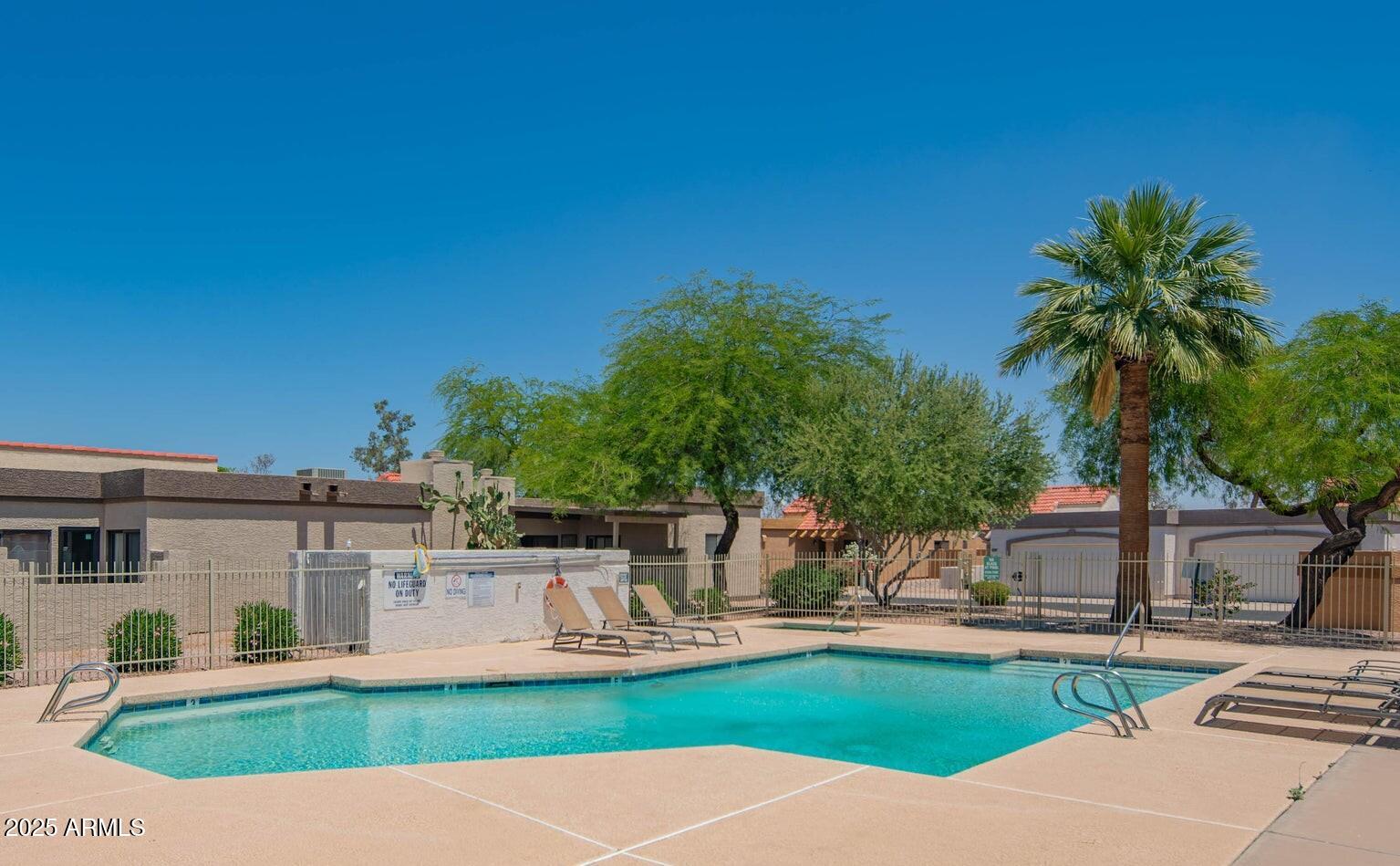 1320 E SUSAN Lane