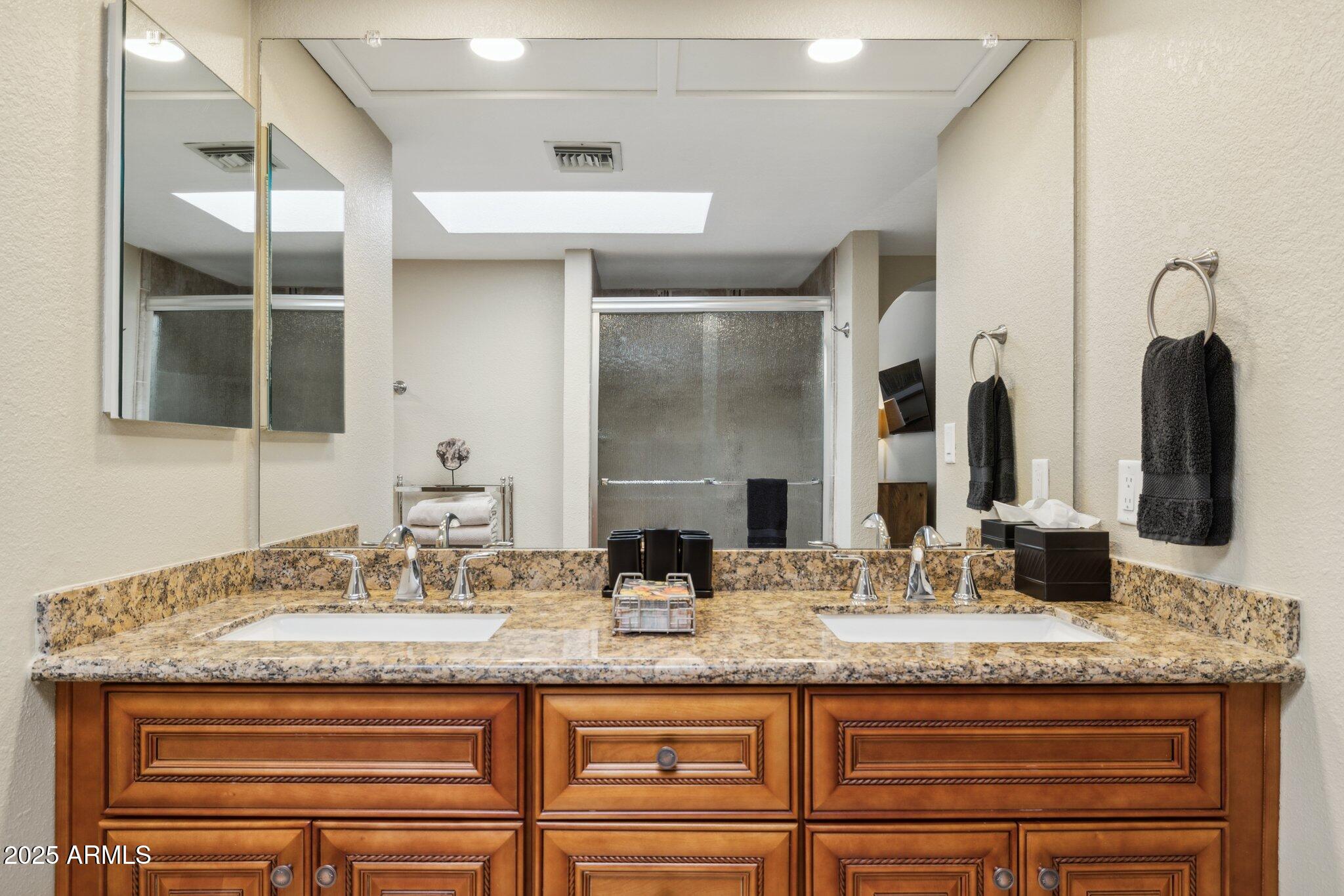 10436 E COCHISE Avenue