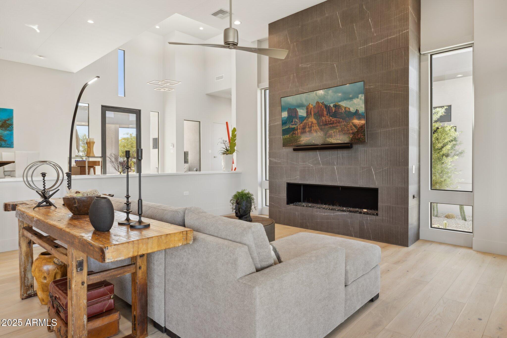 12416 N Cloud Crest Trail